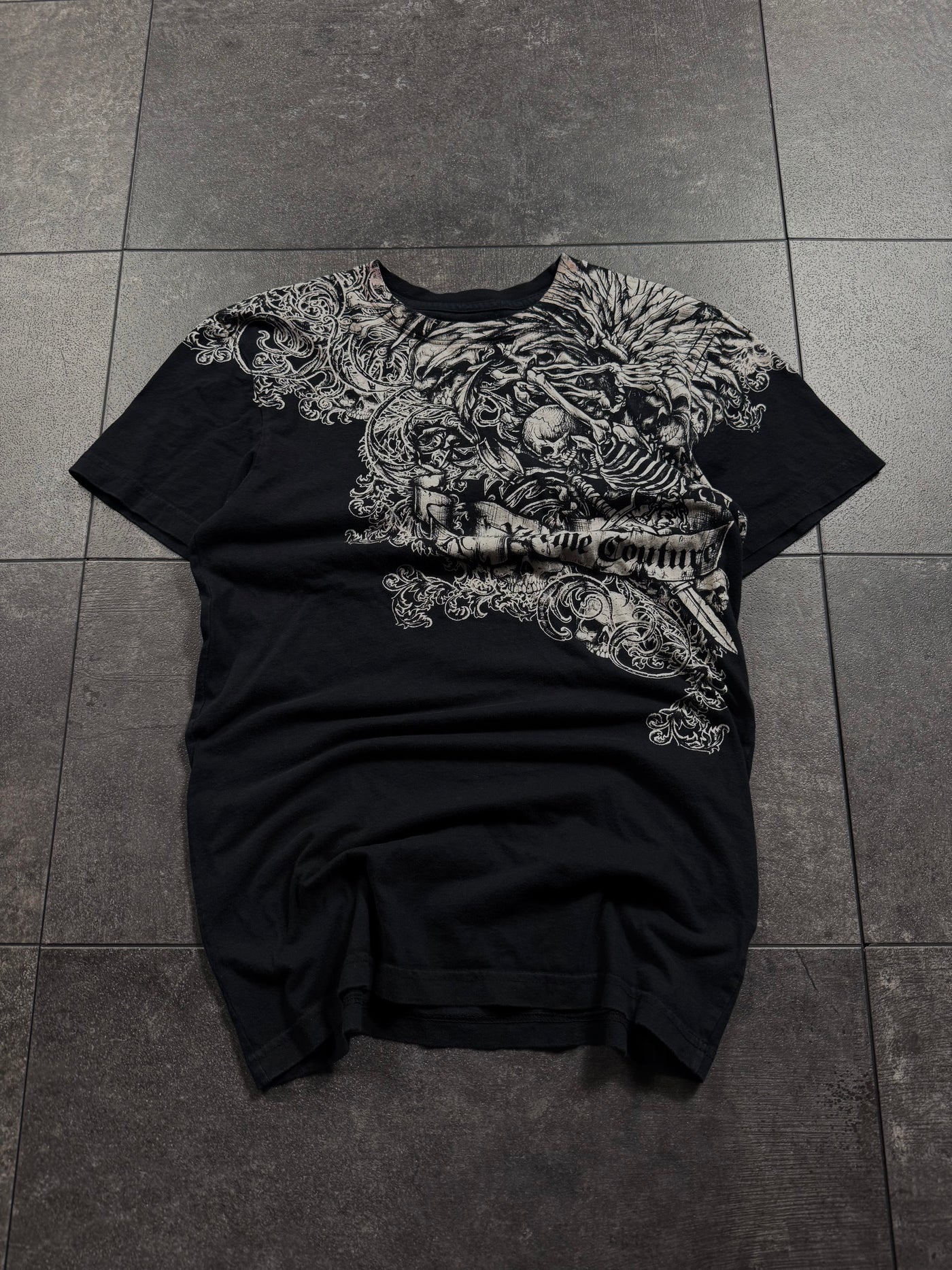 (rare) 2000s xtreme couture shirt (S)
