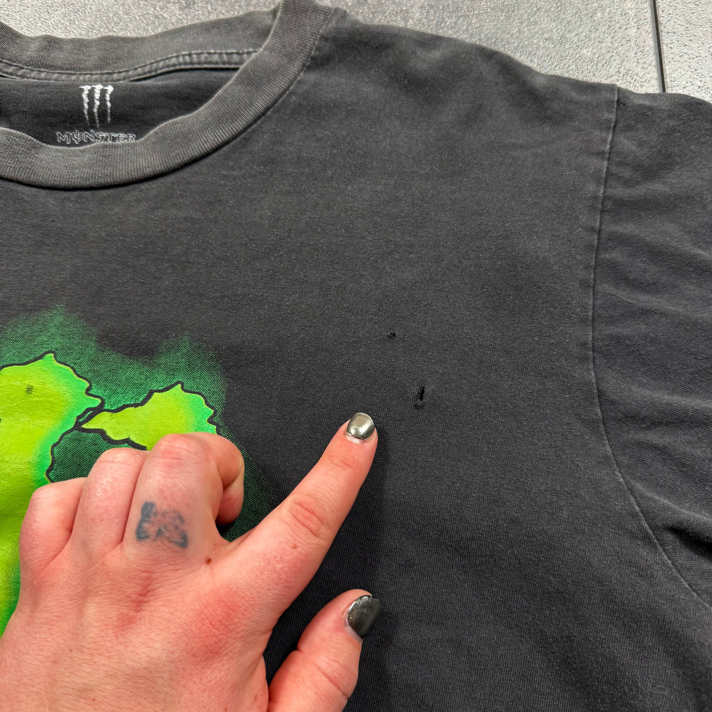 (rare) 2000s Monster Energy Shirt (L)