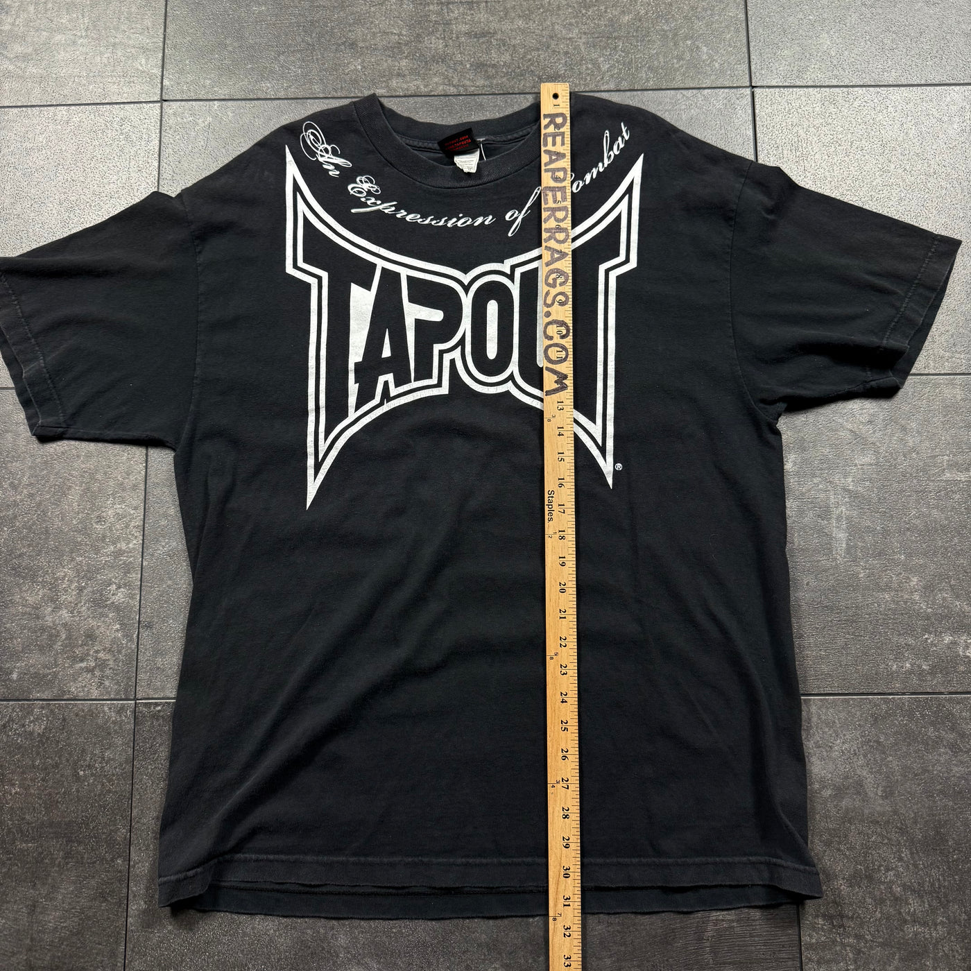 2000s Tapout Shirt (XL)