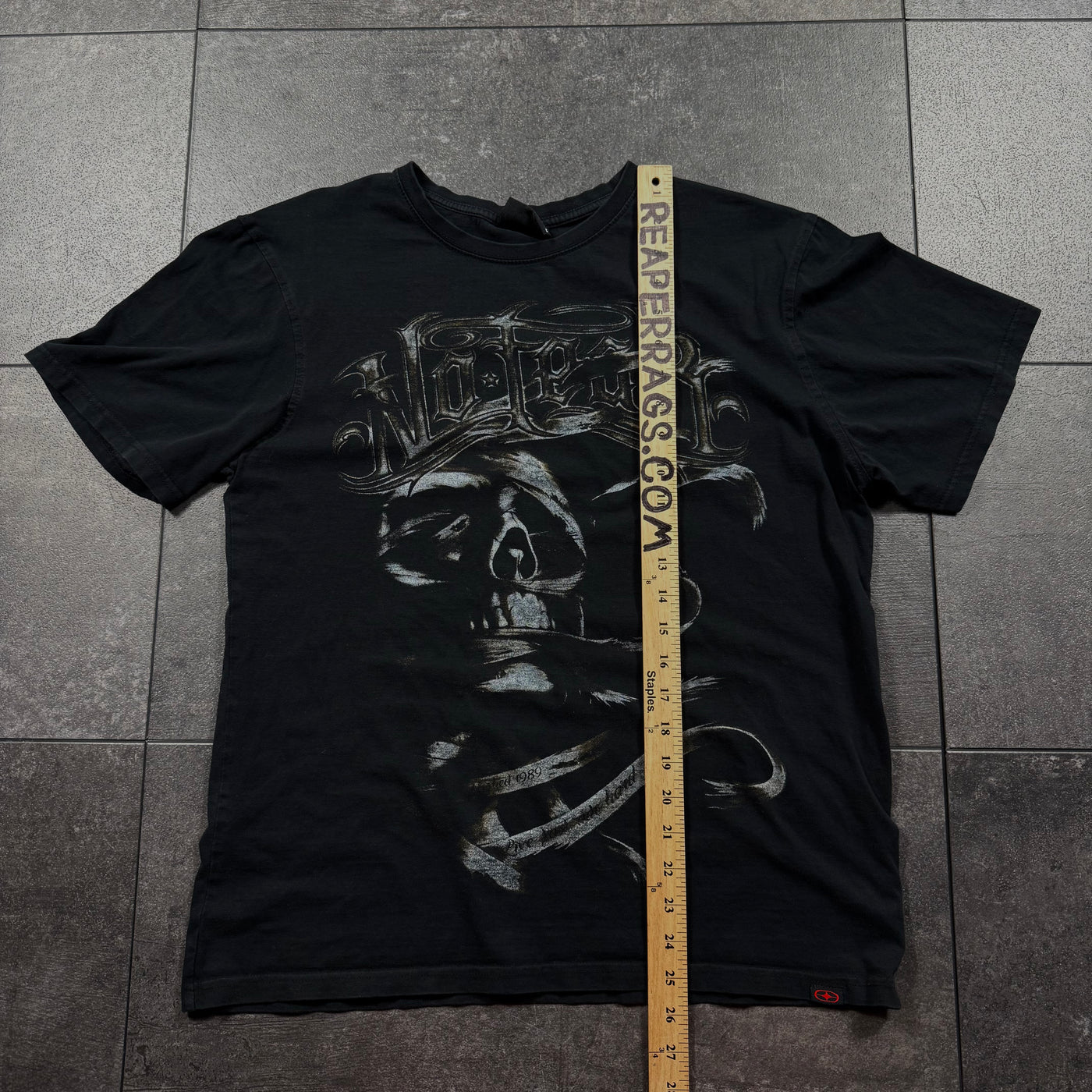 (rare) 2000s no fear shirt (M)
