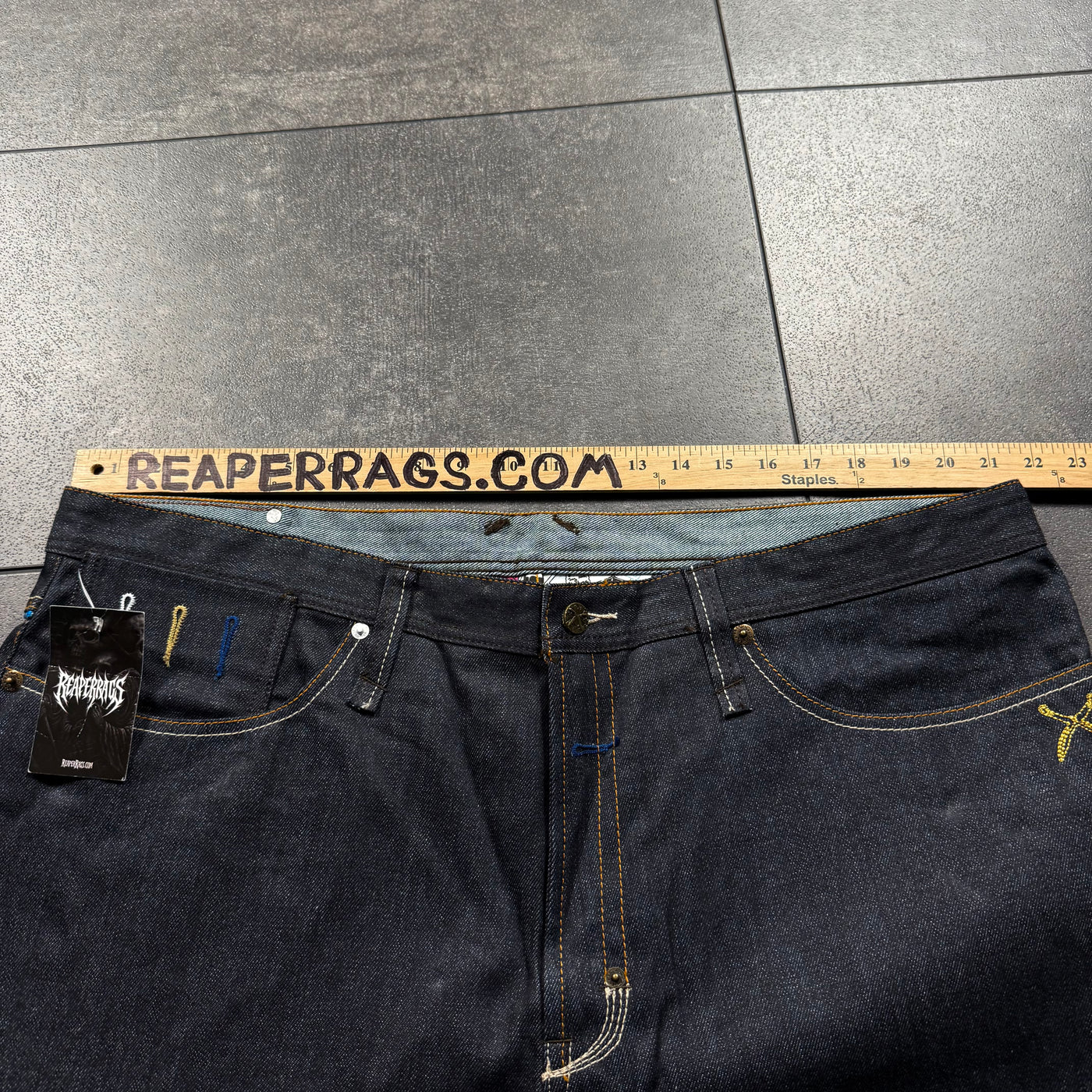 (rare) Deadstock 2000s Artful Dodger Jeans (42x34)