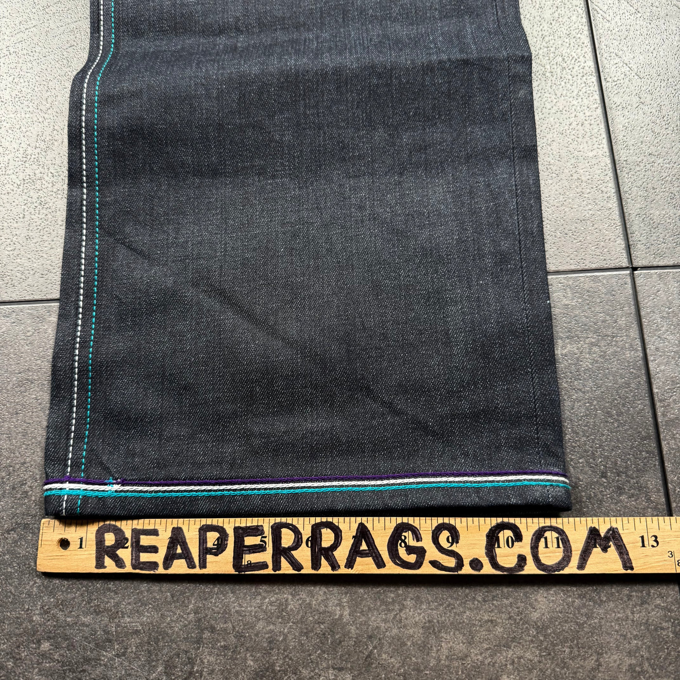 (rare) Deadstock 2000s Artful Dodger Jeans (44x32)