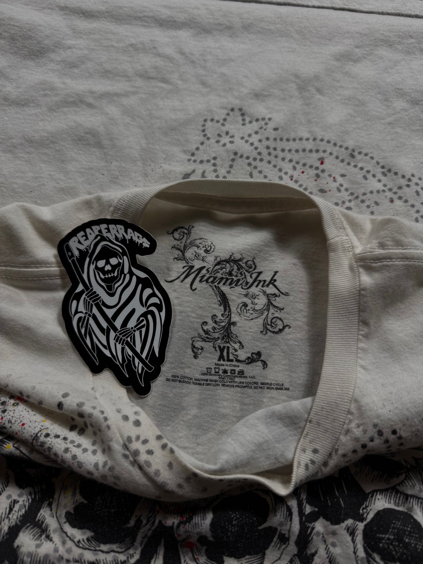 (rare) 2000s miami ink shirt (XL)