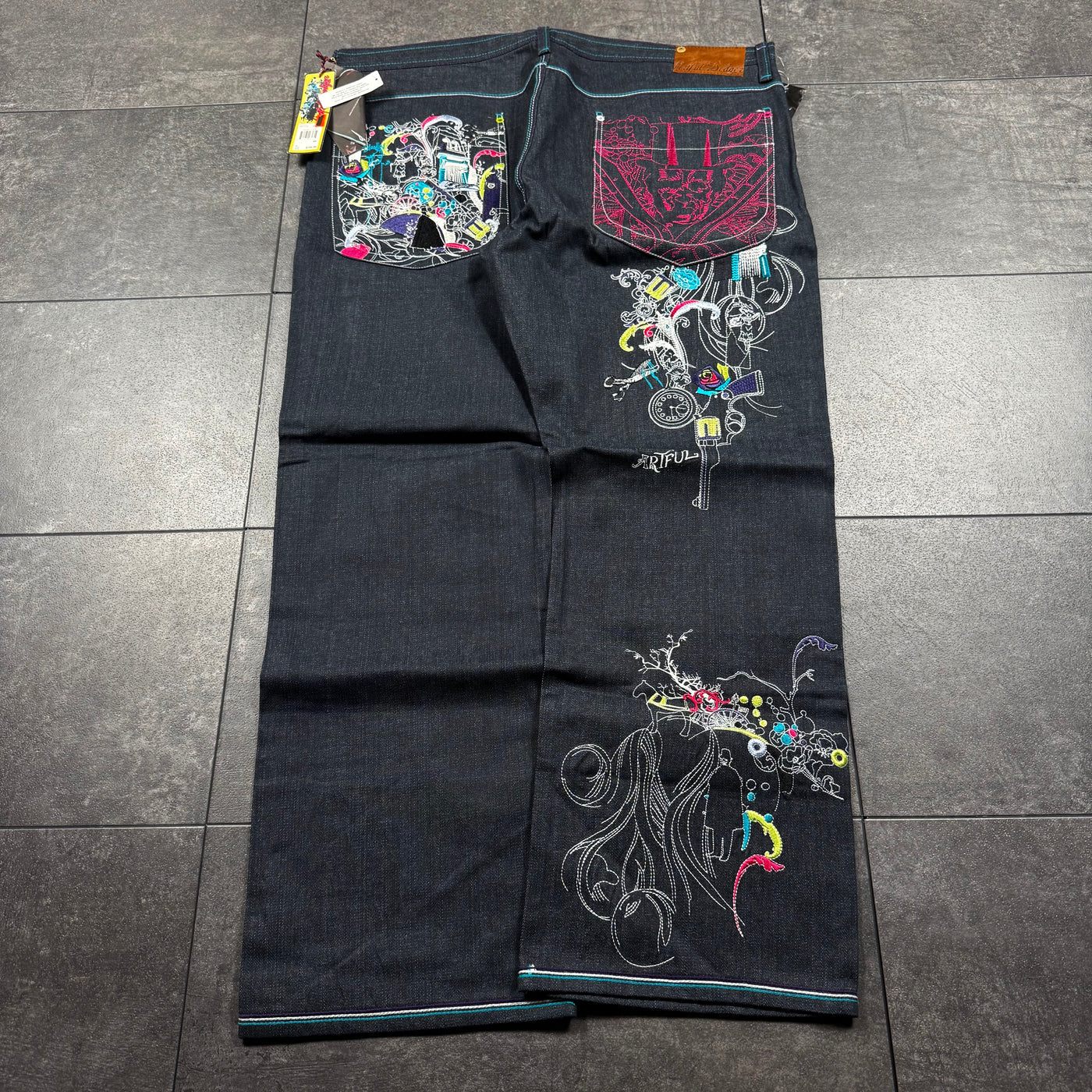 (rare) Deadstock 2000s Artful Dodger Jeans (44x32)