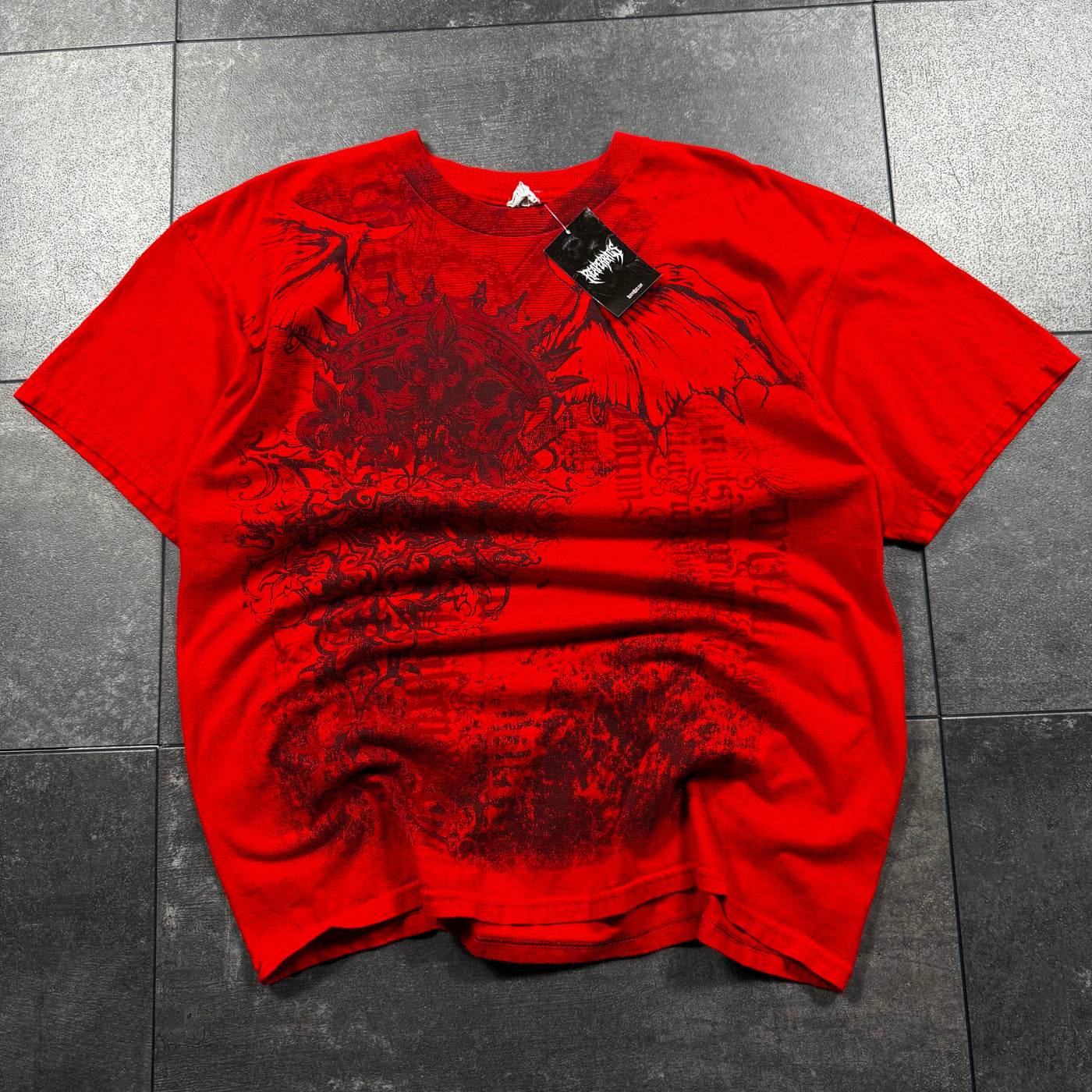 2000s Winged Skull Shirt (L)