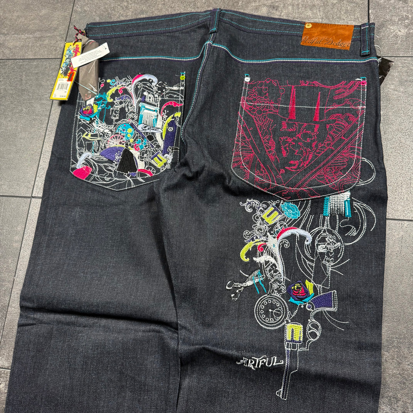 (rare) Deadstock 2000s Artful Dodger Jeans (44x32)
