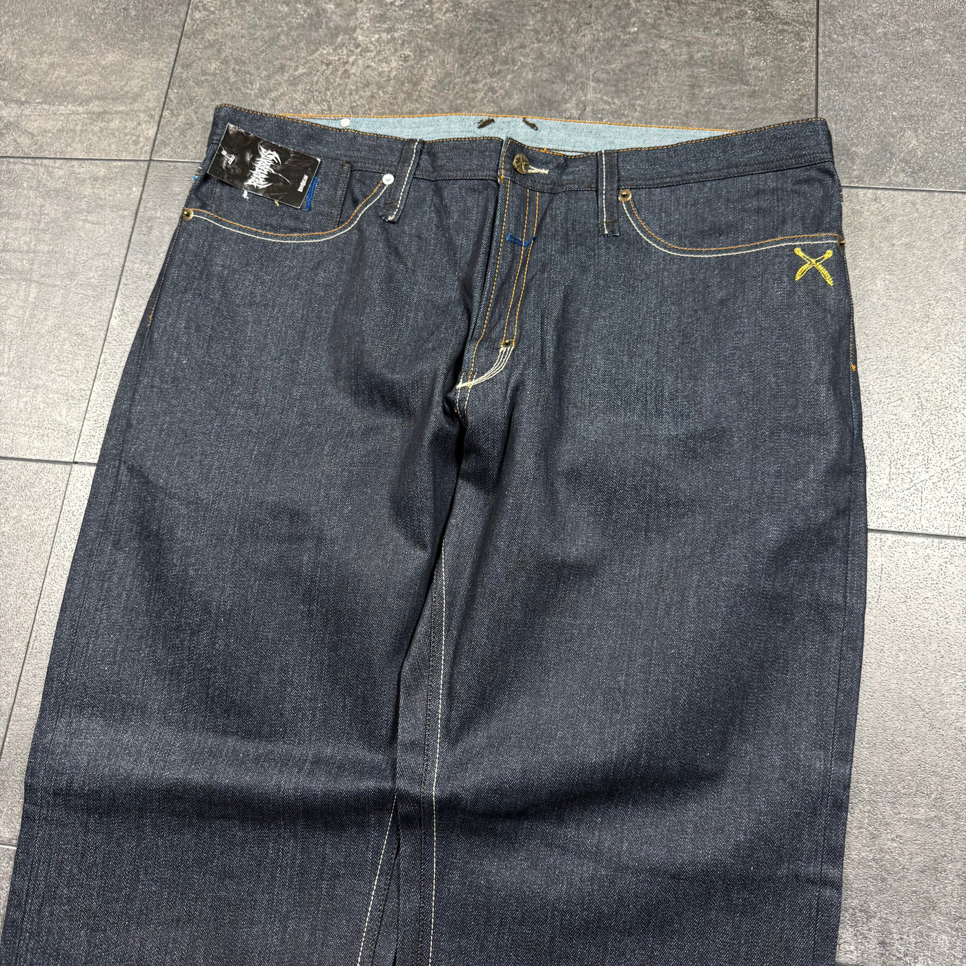 (rare) Deadstock 2000s Artful Dodger Jeans (42x34)