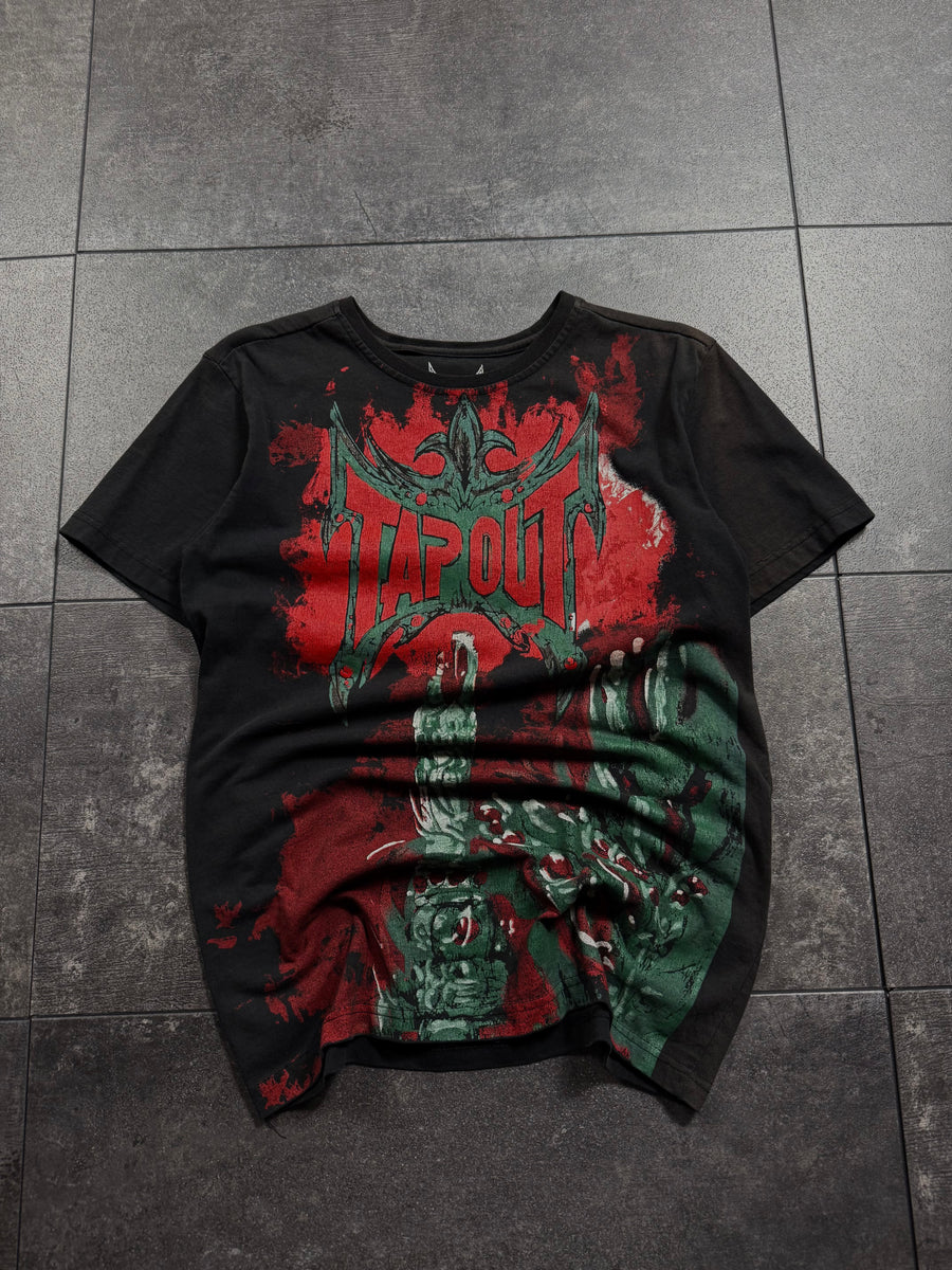 (rare) 2000s tapout shirt (XS)