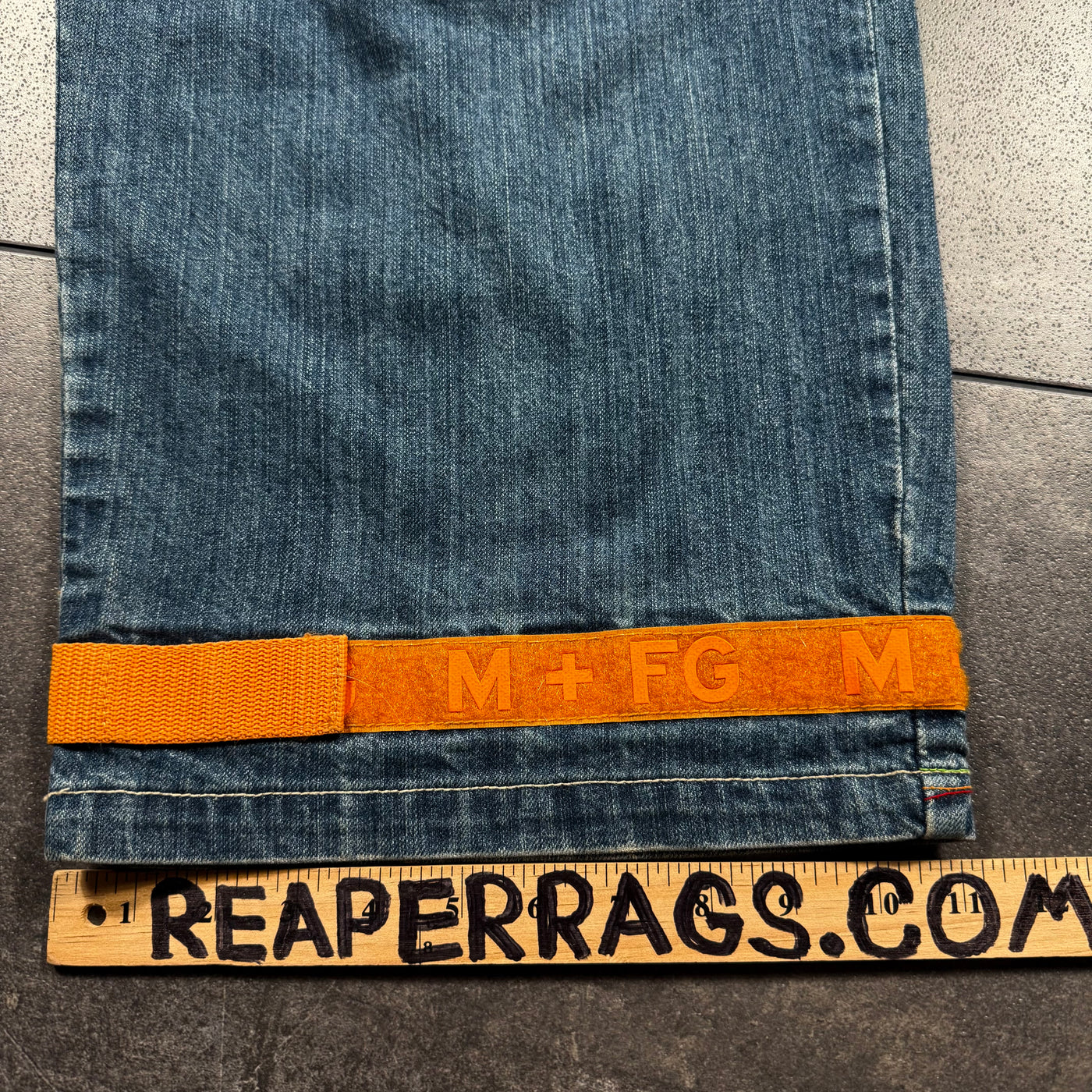 (rare) Deadstock 2000s Girbaud Jeans (40x33)