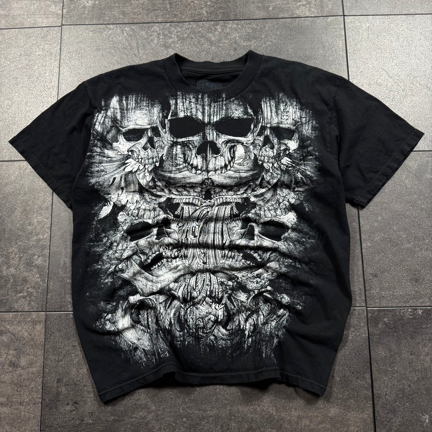 (rare) 2000s MMA Elite Shirt (L)