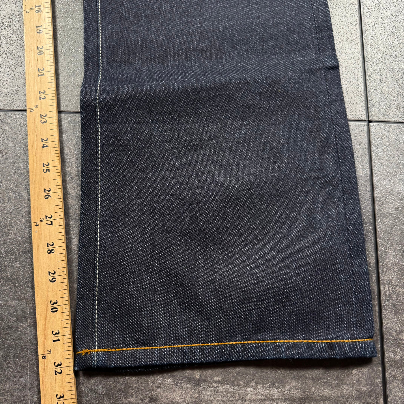 (rare) Deadstock 2000s Artful Dodger Jeans (36x32)