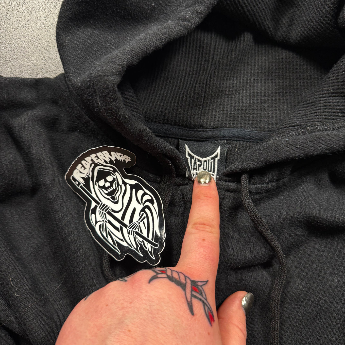 2000s Tapout Hoodie (XL)