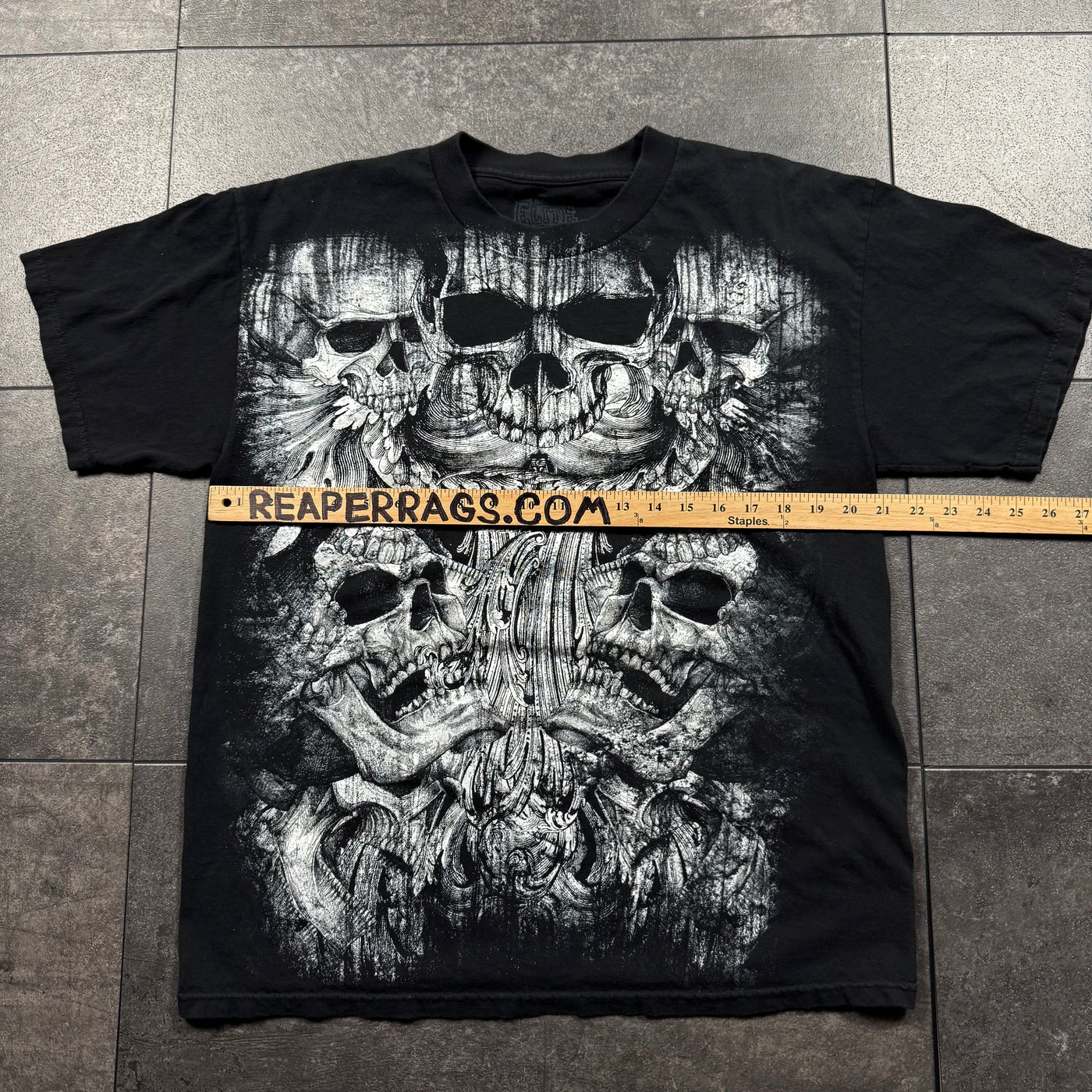 (rare) 2000s MMA Elite Shirt (L)