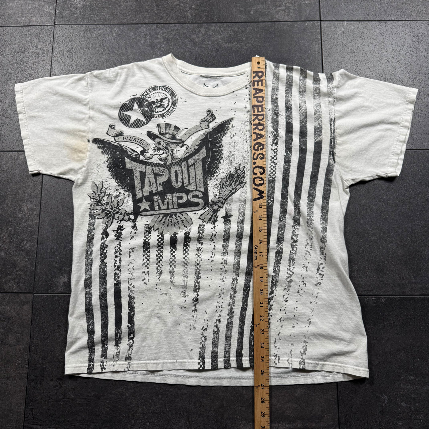 2000s Tapout Shirt (XL)