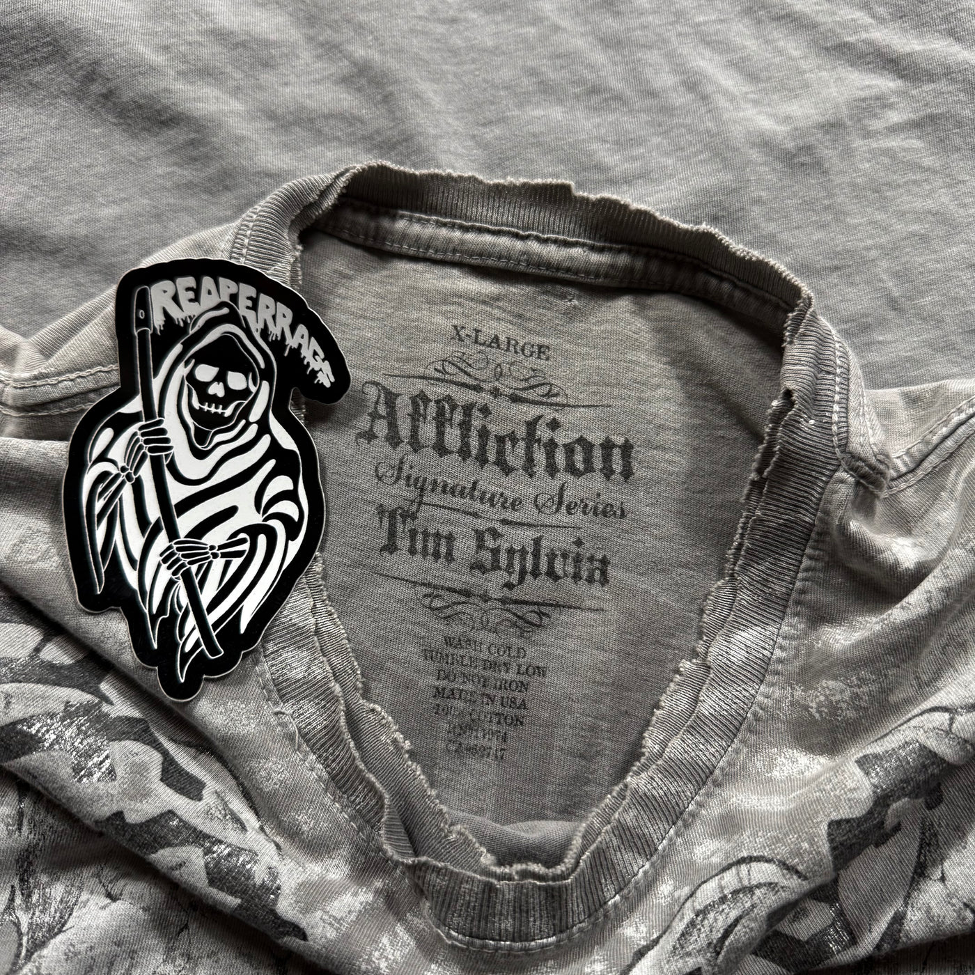 (rare) 2000s Affliction x Tim Sylvia Shirt (L)