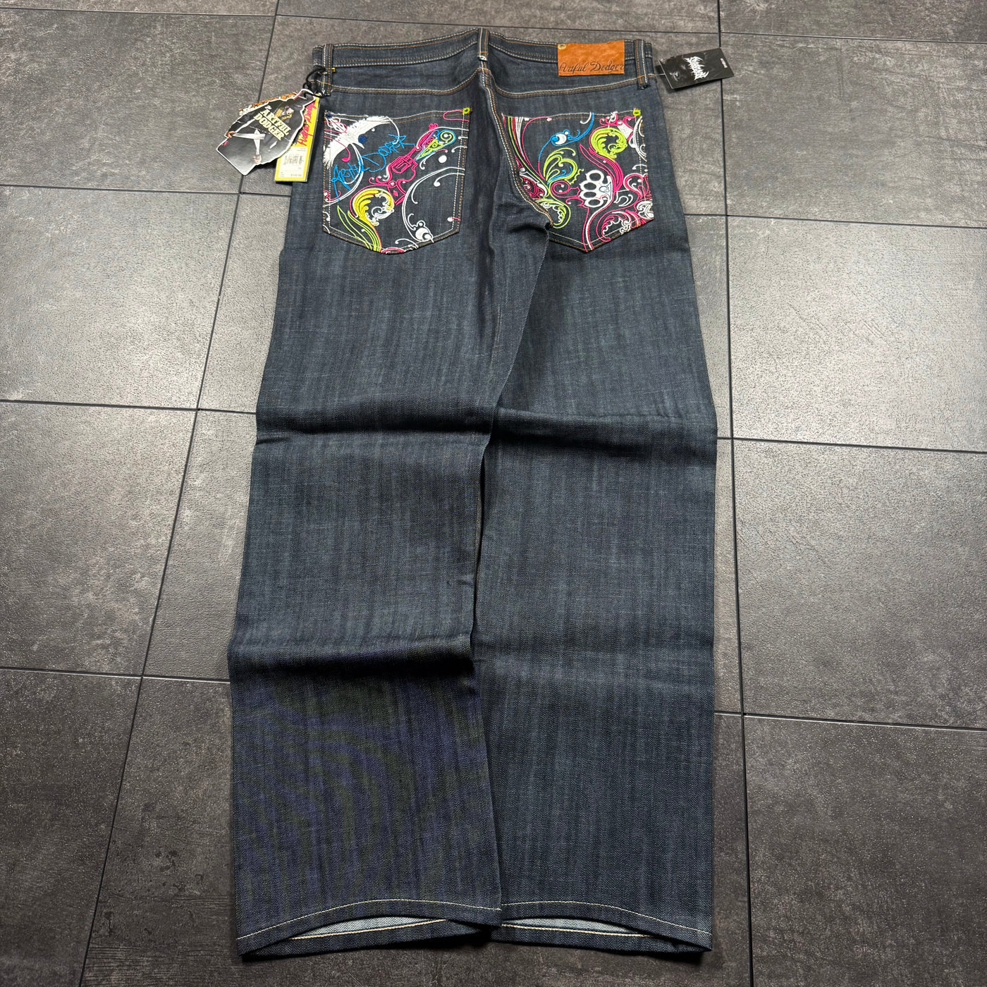 (rare) Deadstock 2000s Artful Dodger Jeans (36x32)