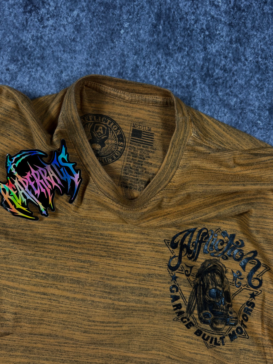 2000s affliction shirt (M)
