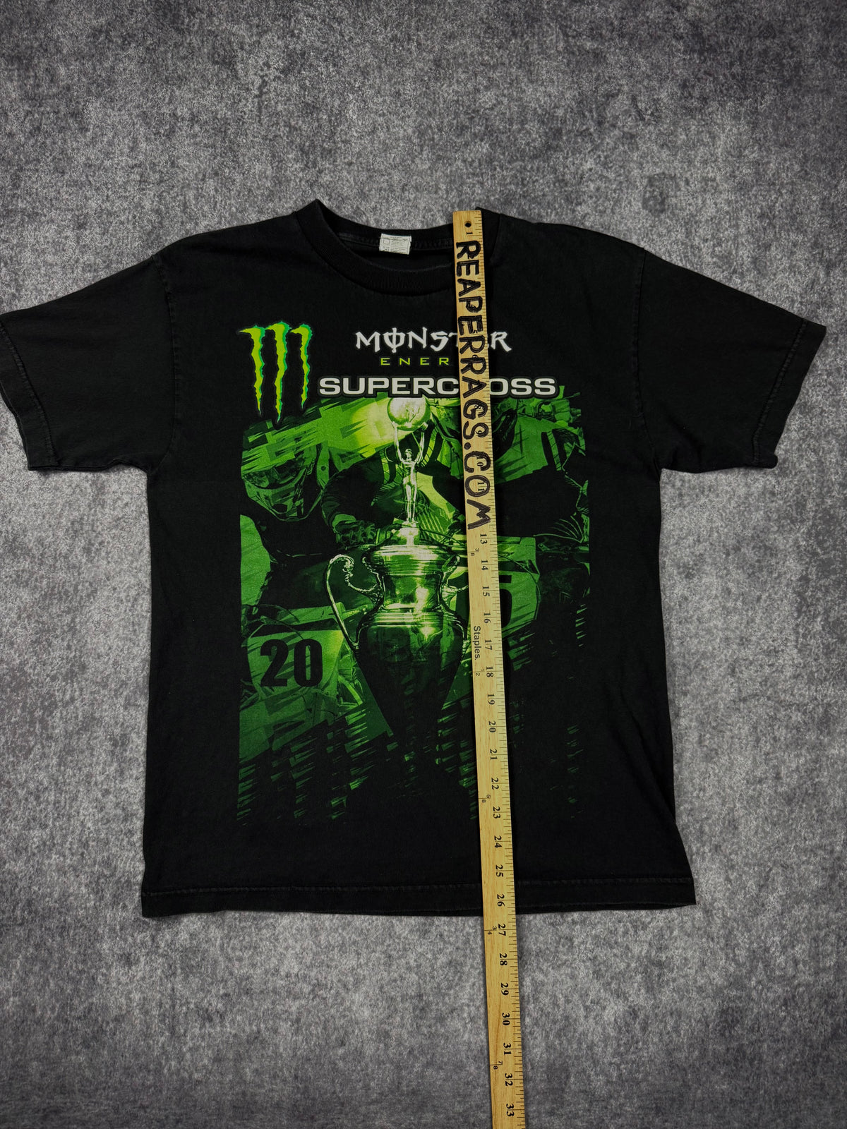2000s monster energy shirt (M)