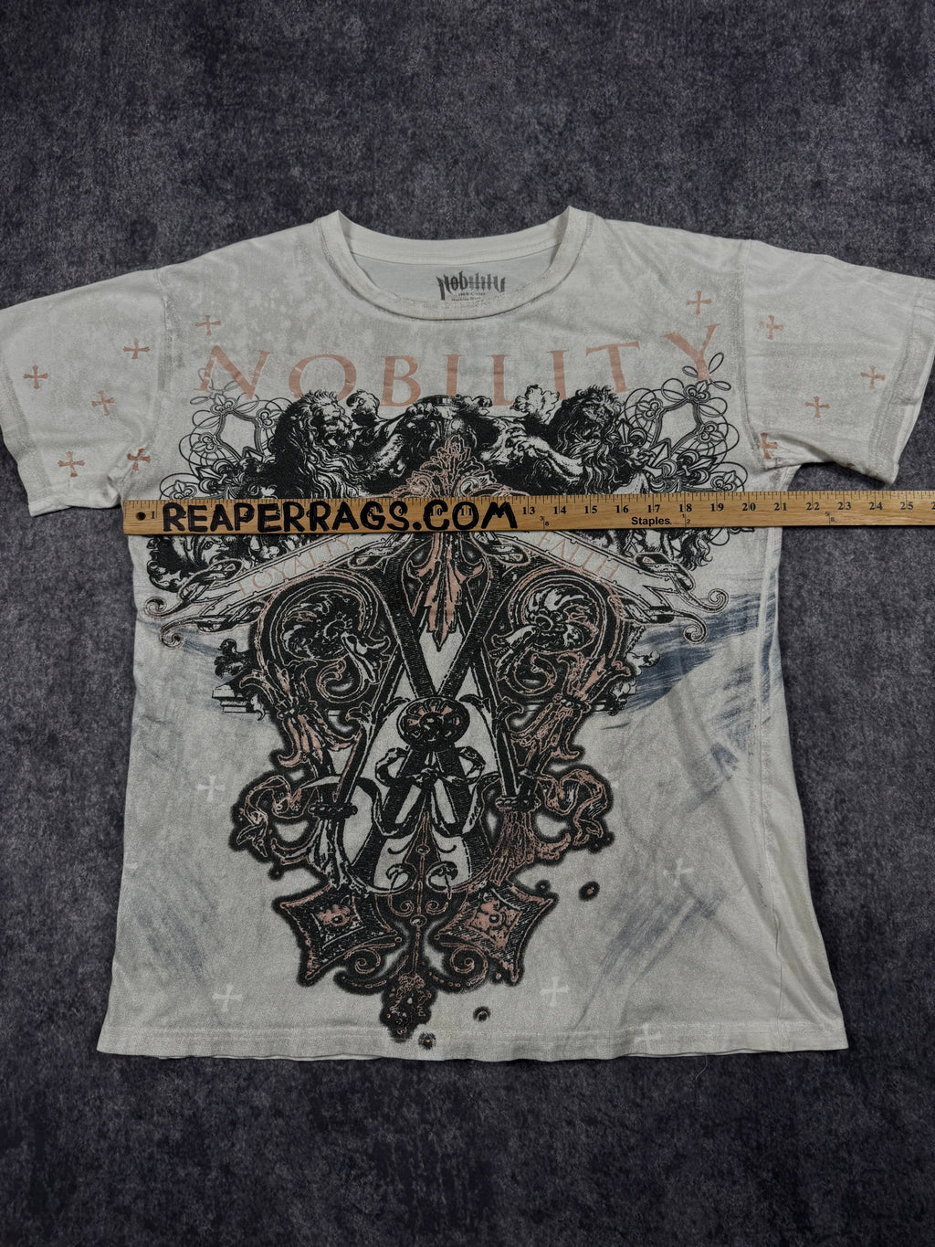 (rare) 2000s nobility shirt (L)