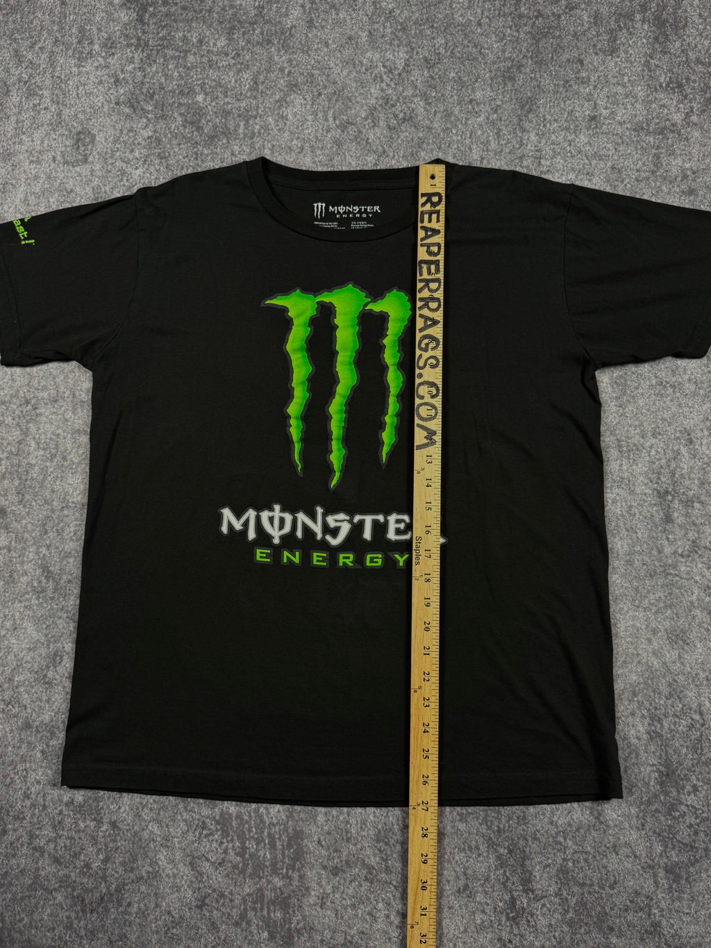 (rare) 2000s monster energy shirt (L)