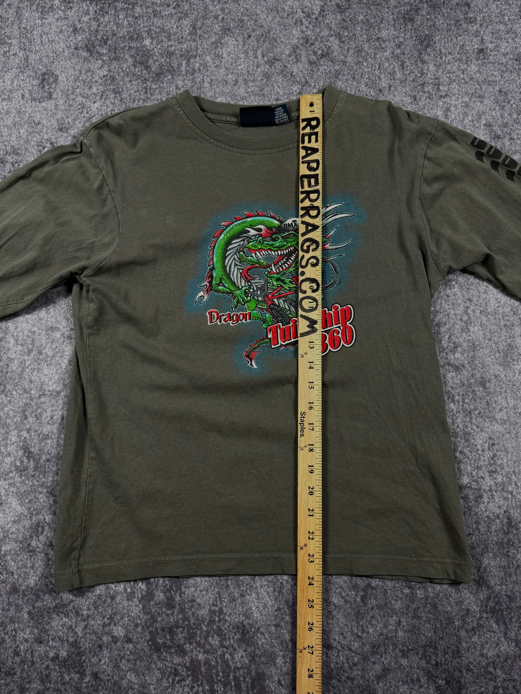 2000s dragon tailwhip long sleeve shirt (S)