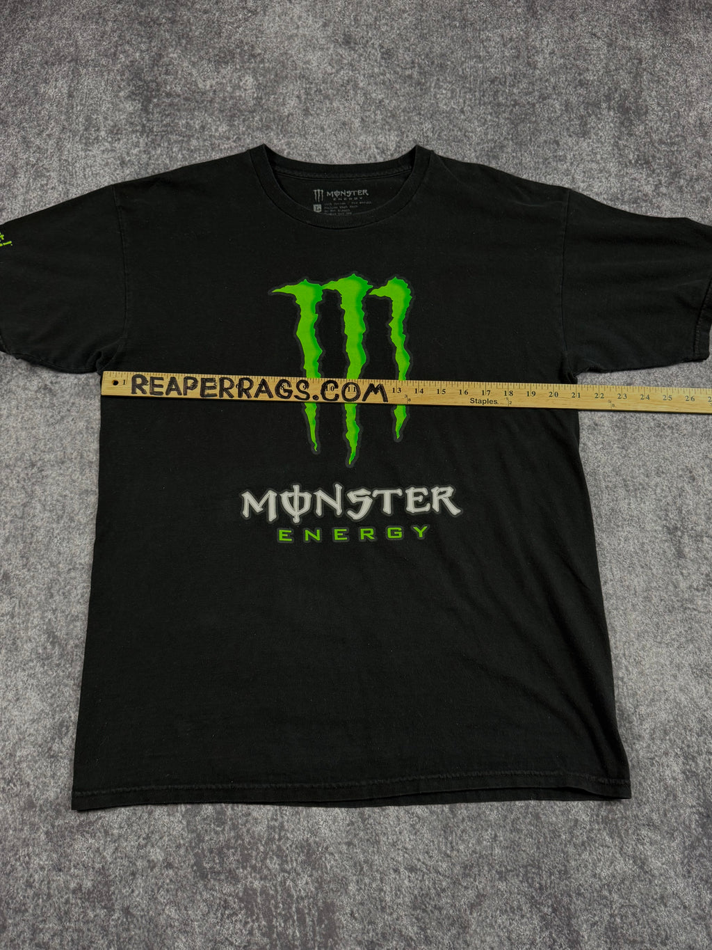 (rare) 2000s monster energy shirt (L)