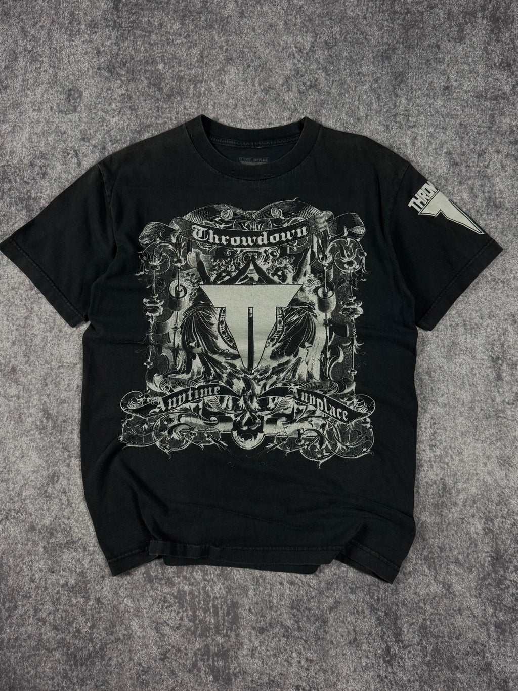 2000s throwdown shirt (S)