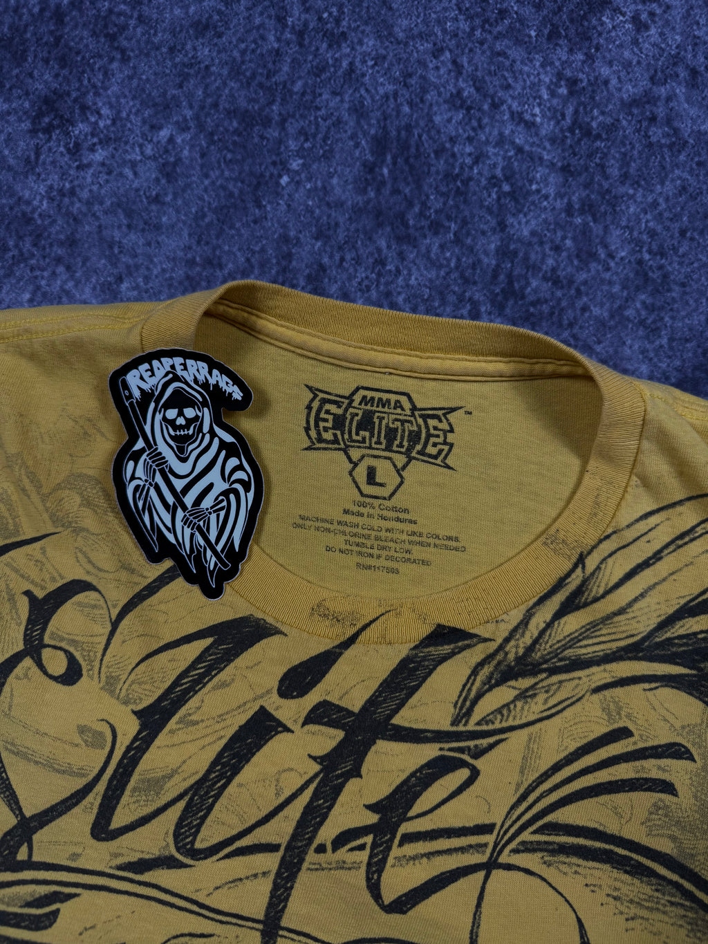(rare) 2000s mma elite shirt (L)
