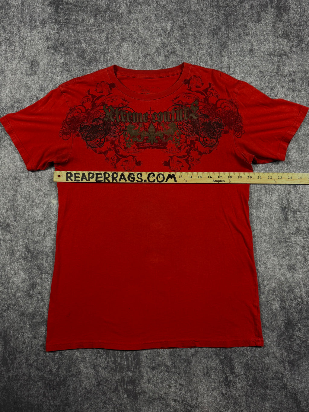 (rare) 2000s xtreme couture shirt (M)