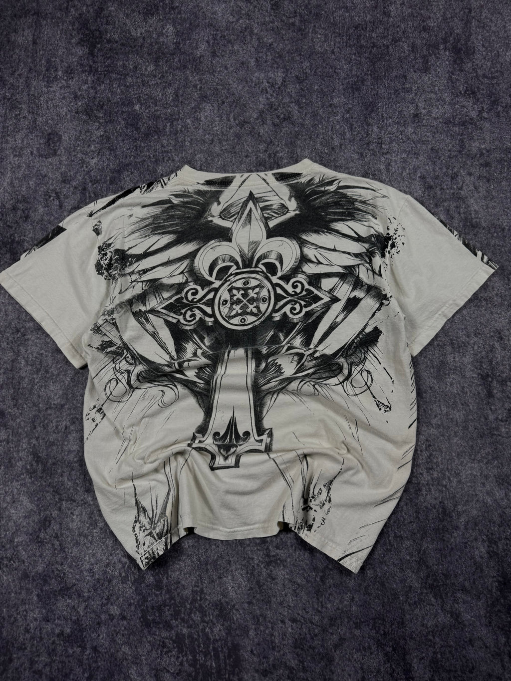 (rare) 2000s chemistry shirt (M)