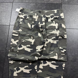 Deadstock 2000s Camo Jeans (40x29)
