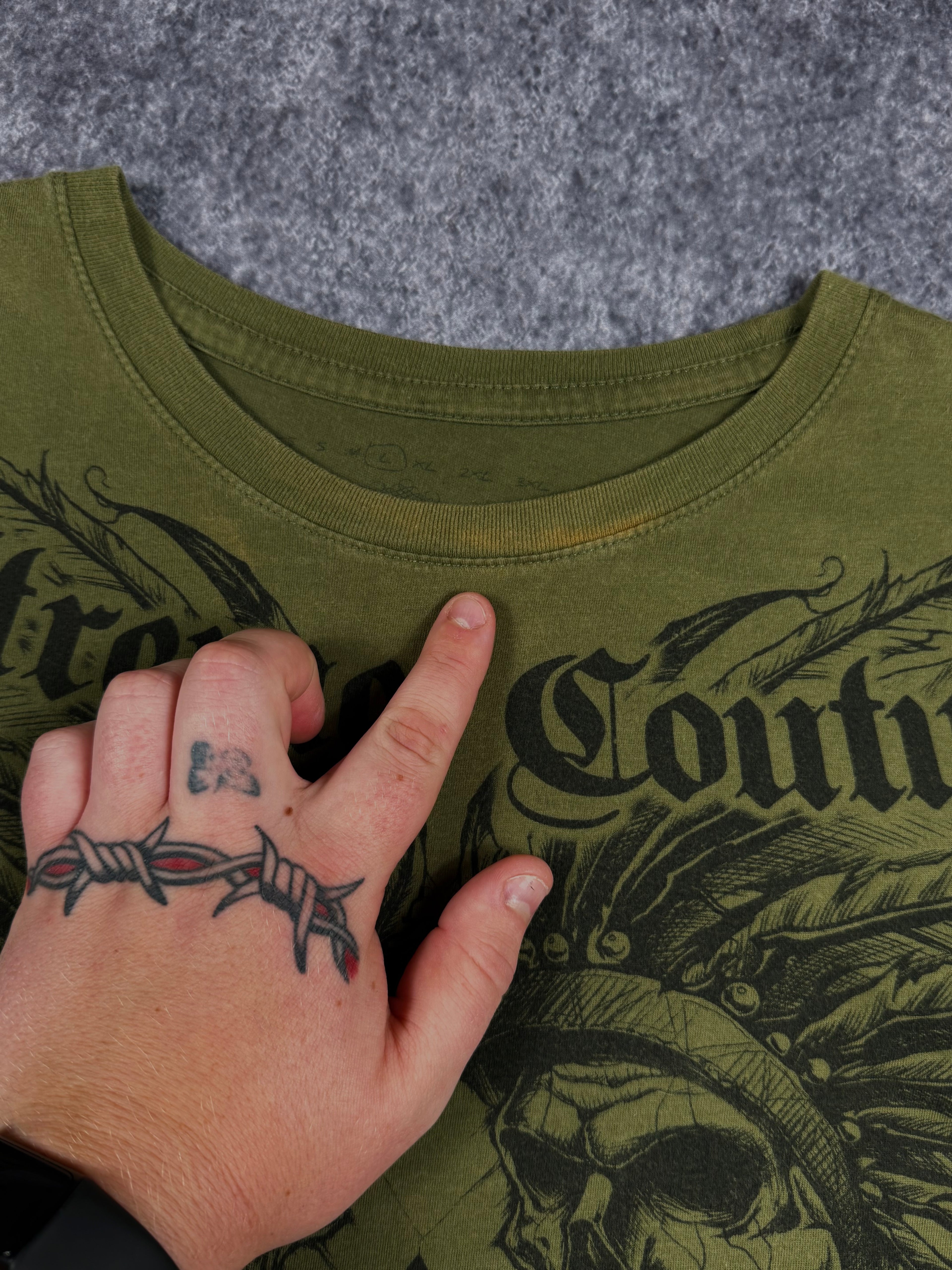 2000s xtreme couture shirt (L)