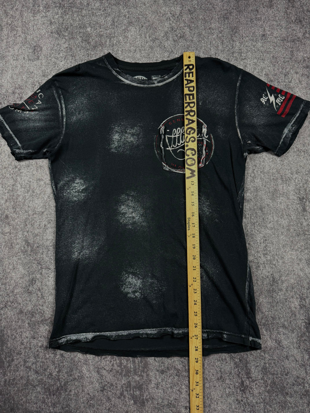 2000s affliction shirt (S)