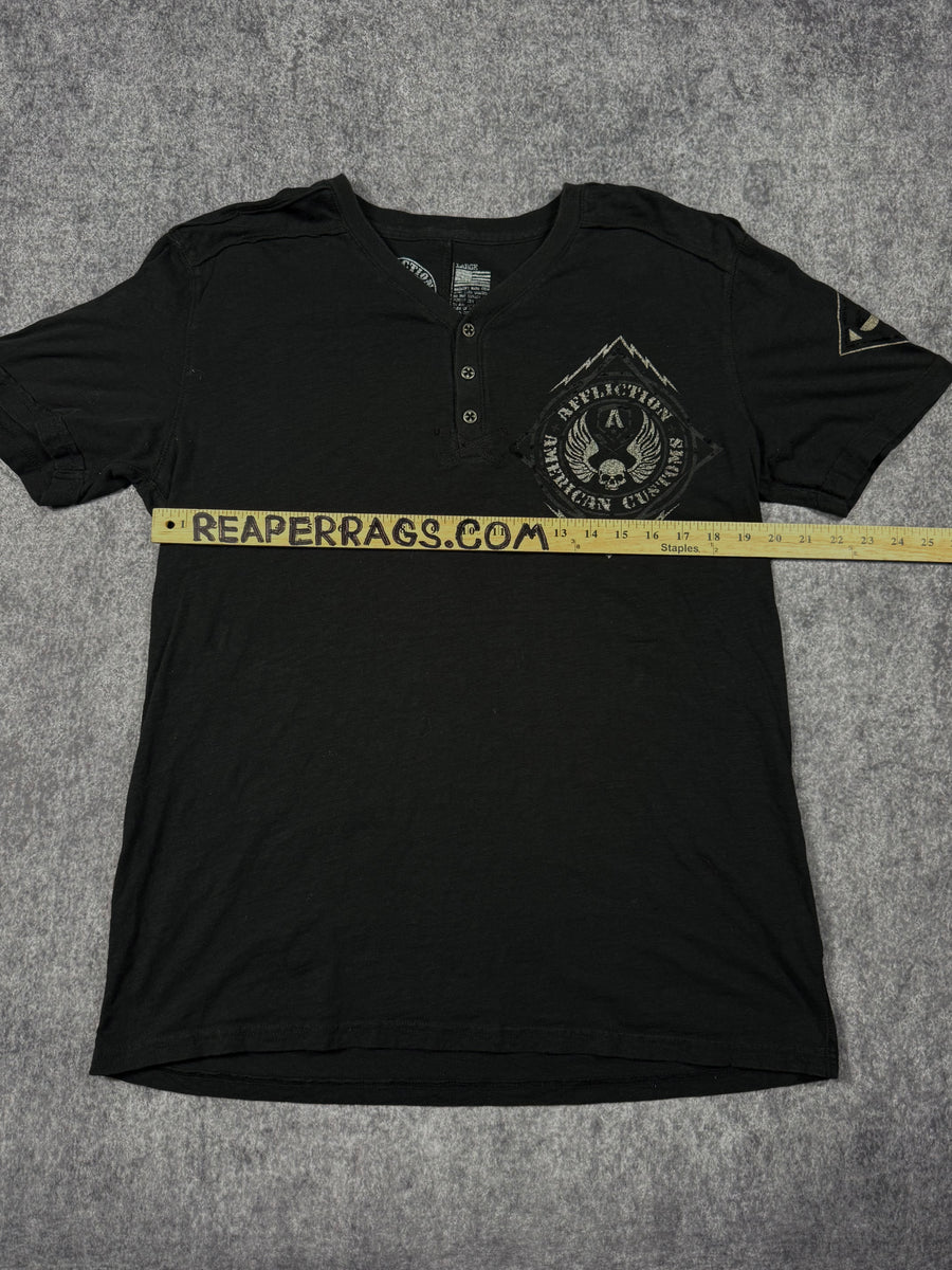 2000s affliction shirt (M)