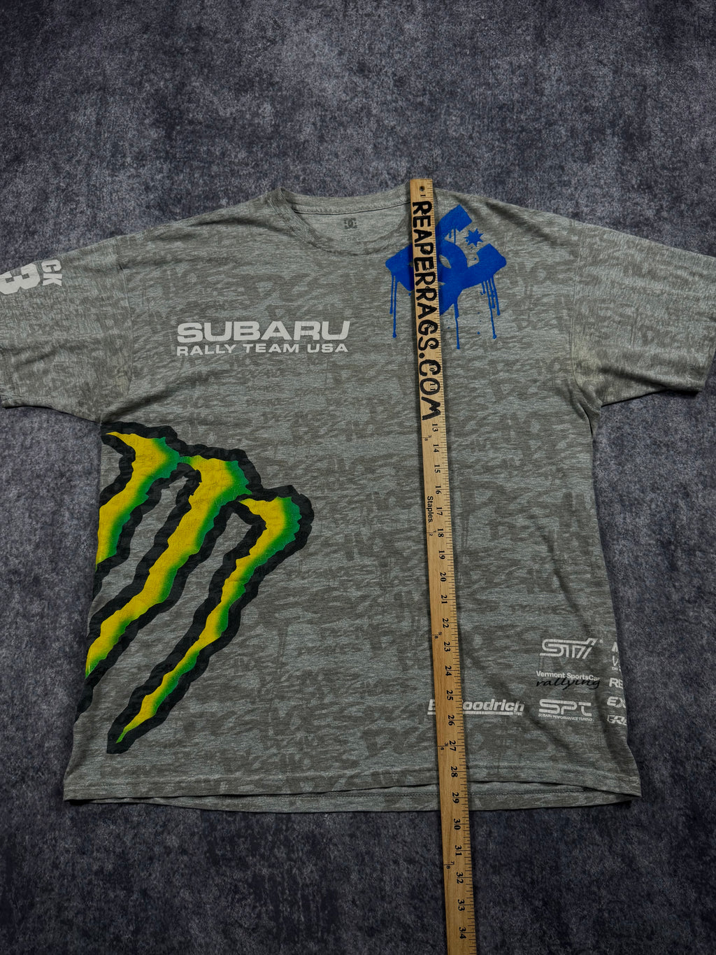 (rare) 2009s dc shoes x monster energy x ken block x subaru shirt (XL)