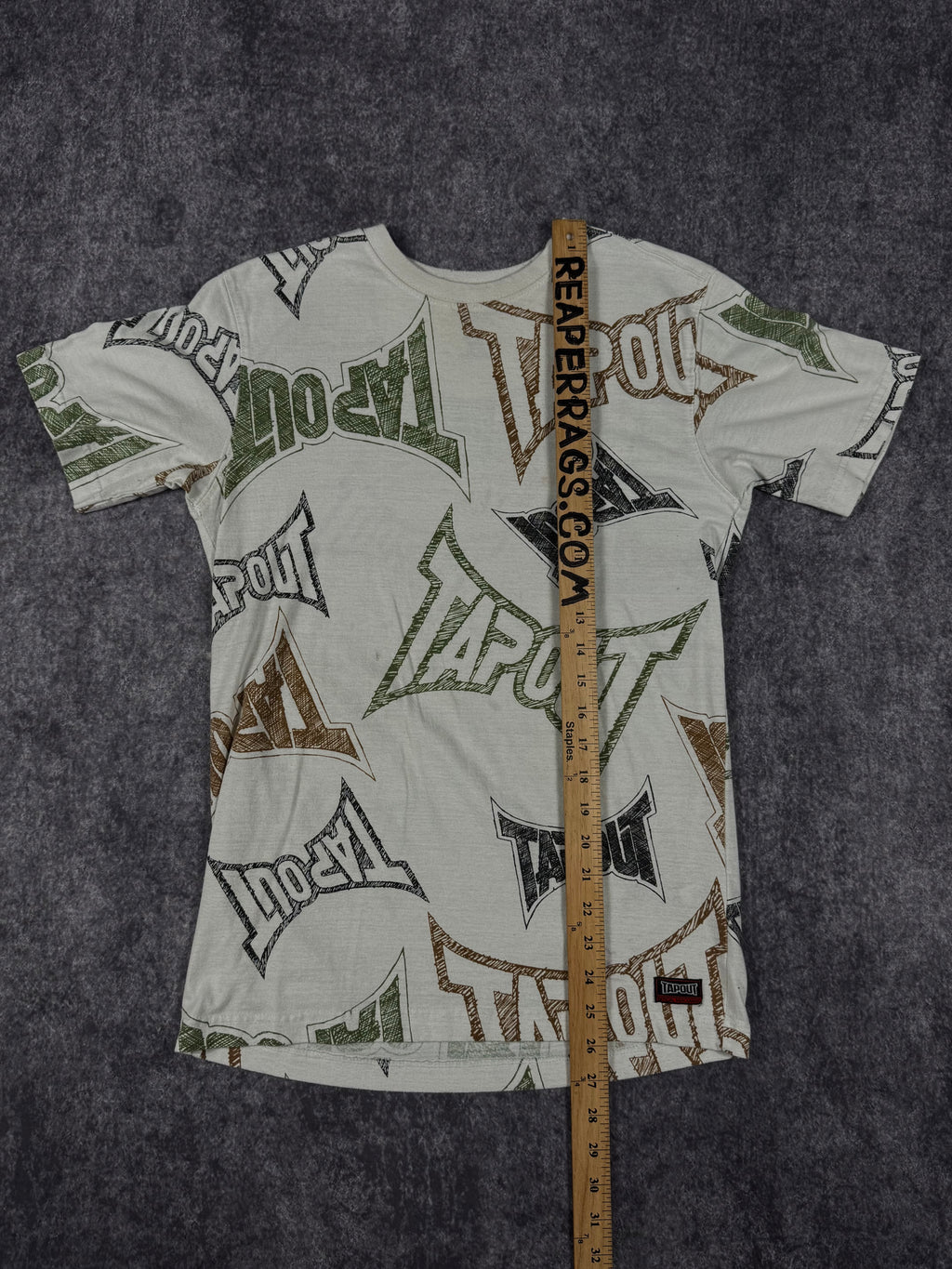 2000s tapout shirt (S)
