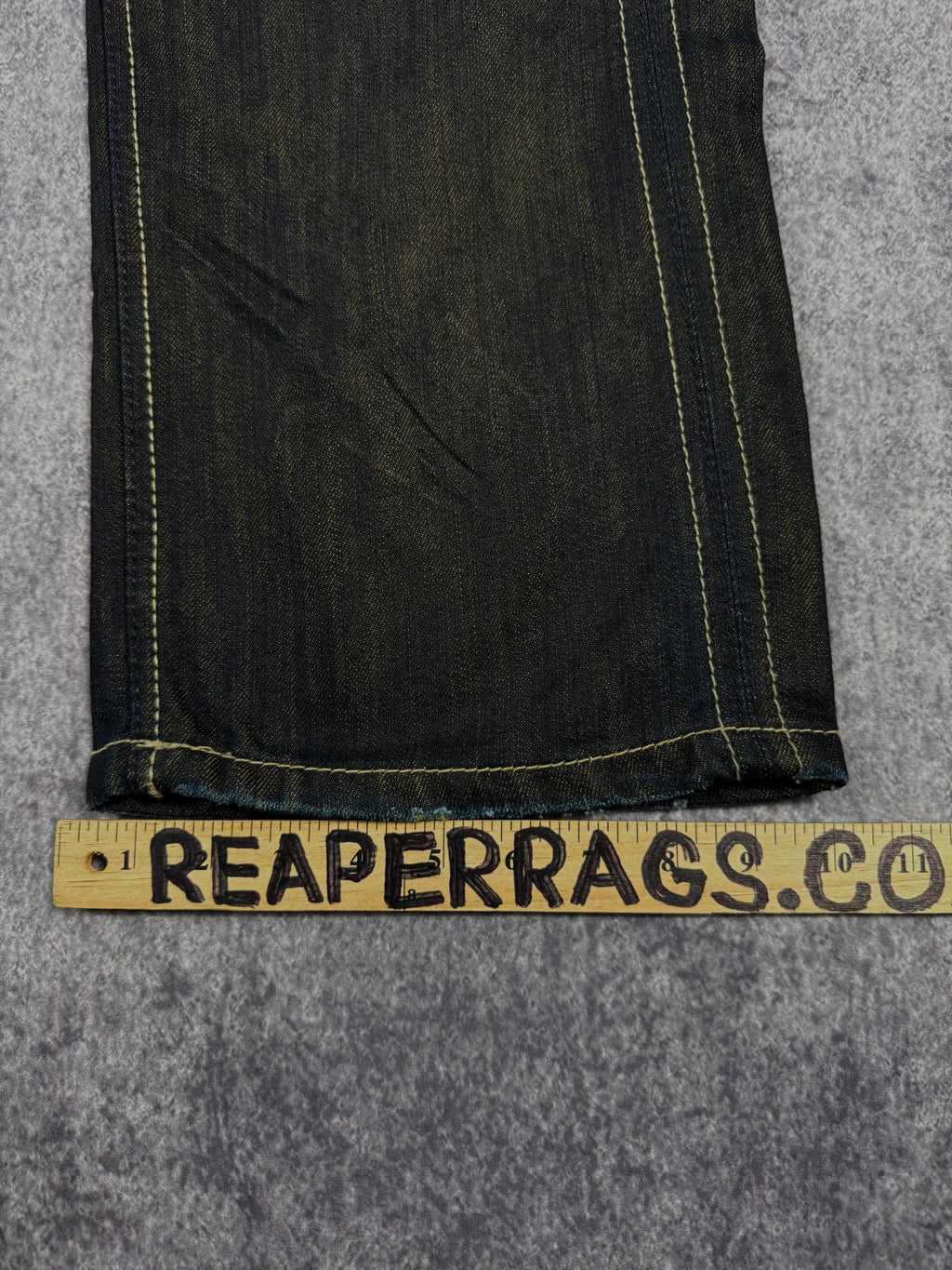 (rare) deadstock 2000s jordan craig jeans (36x32)