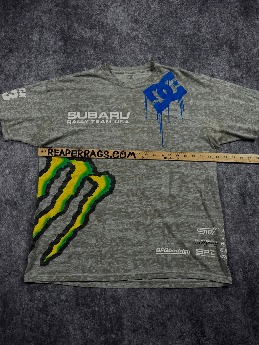 (rare) 2009s dc shoes x monster energy x ken block x subaru shirt (XL)