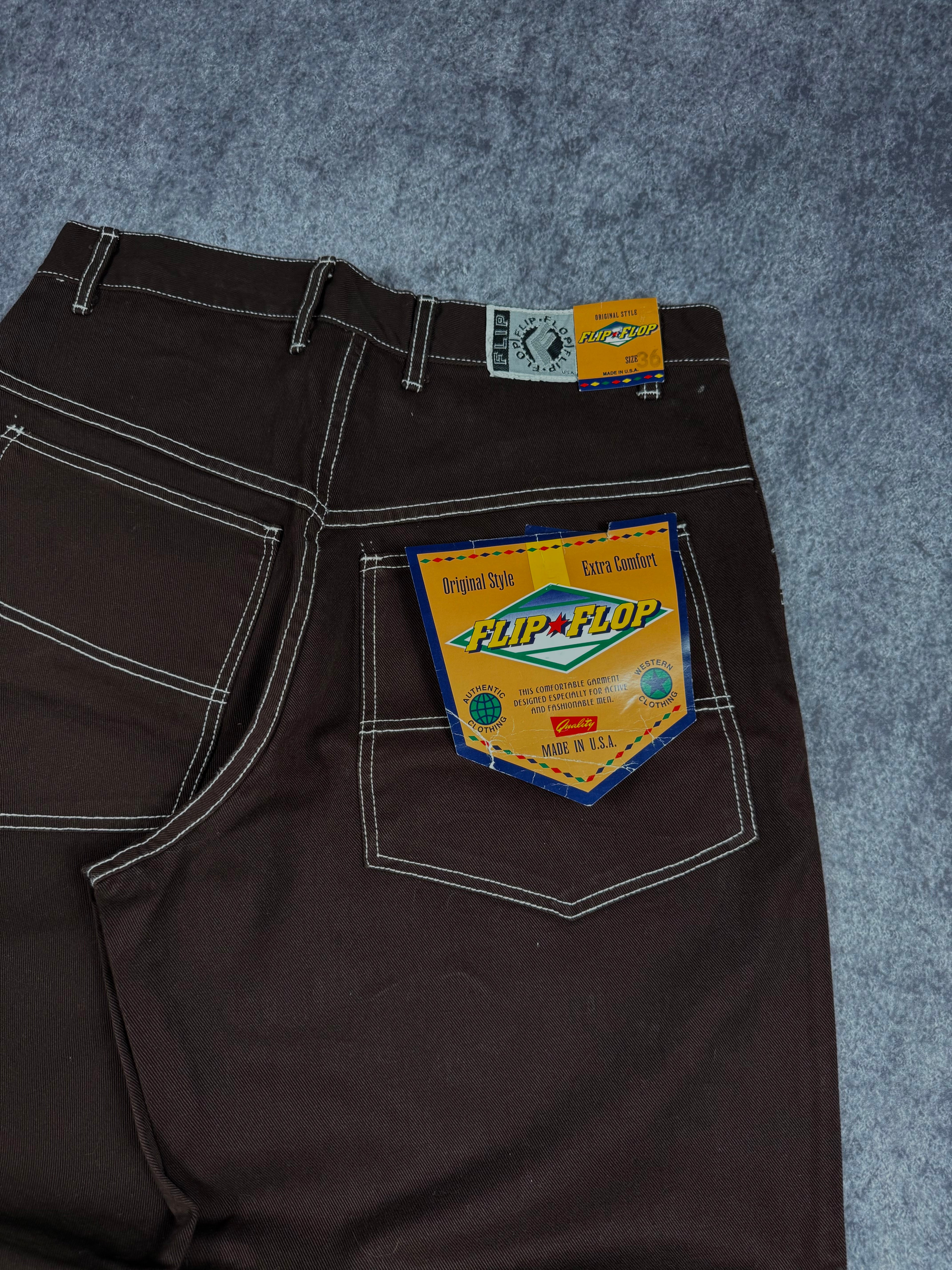 (rare) deadstock 2000s flip flop jeans (34x32)