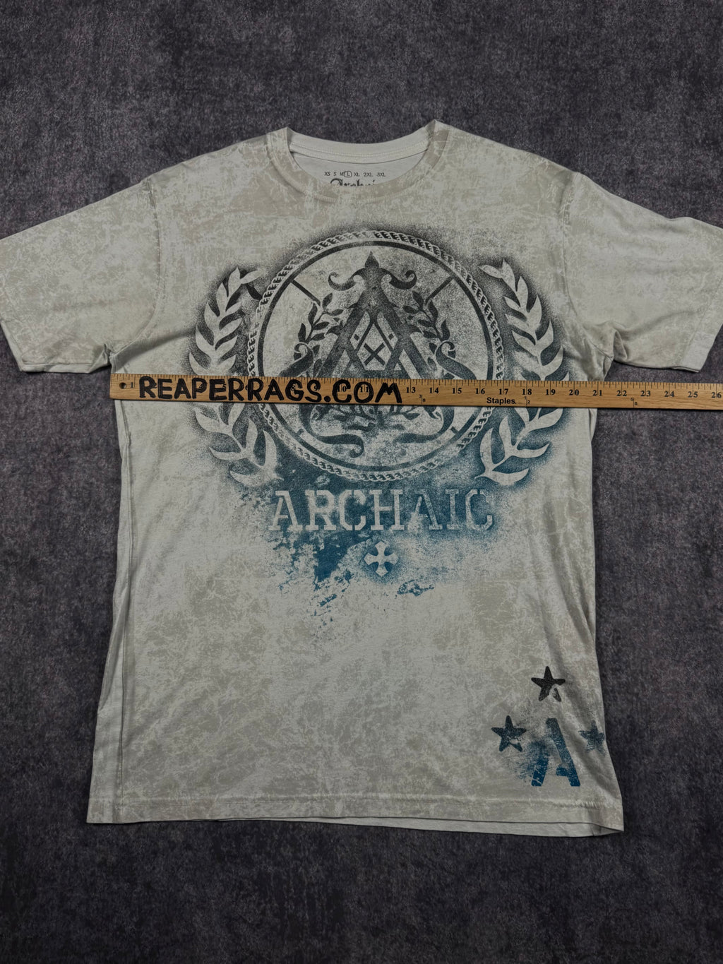 (rare) 2000s archaic x affliction shirt (L)