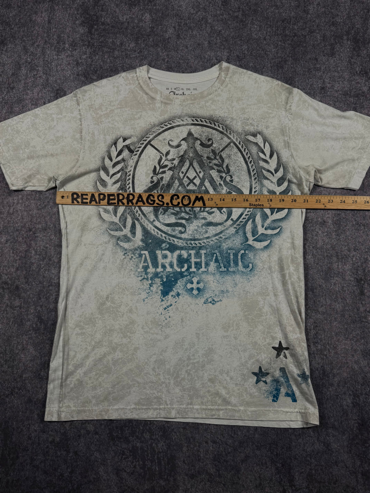 (rare) 2000s archaic x affliction shirt (L)