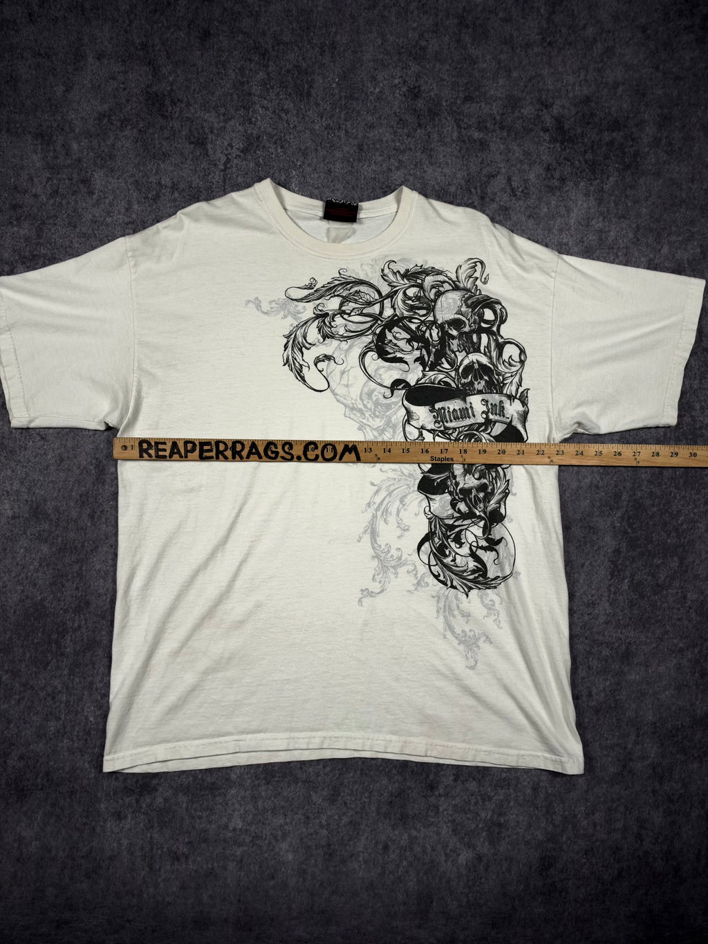 (RARE) 2000s MIAMI INK SHIRT (XL)