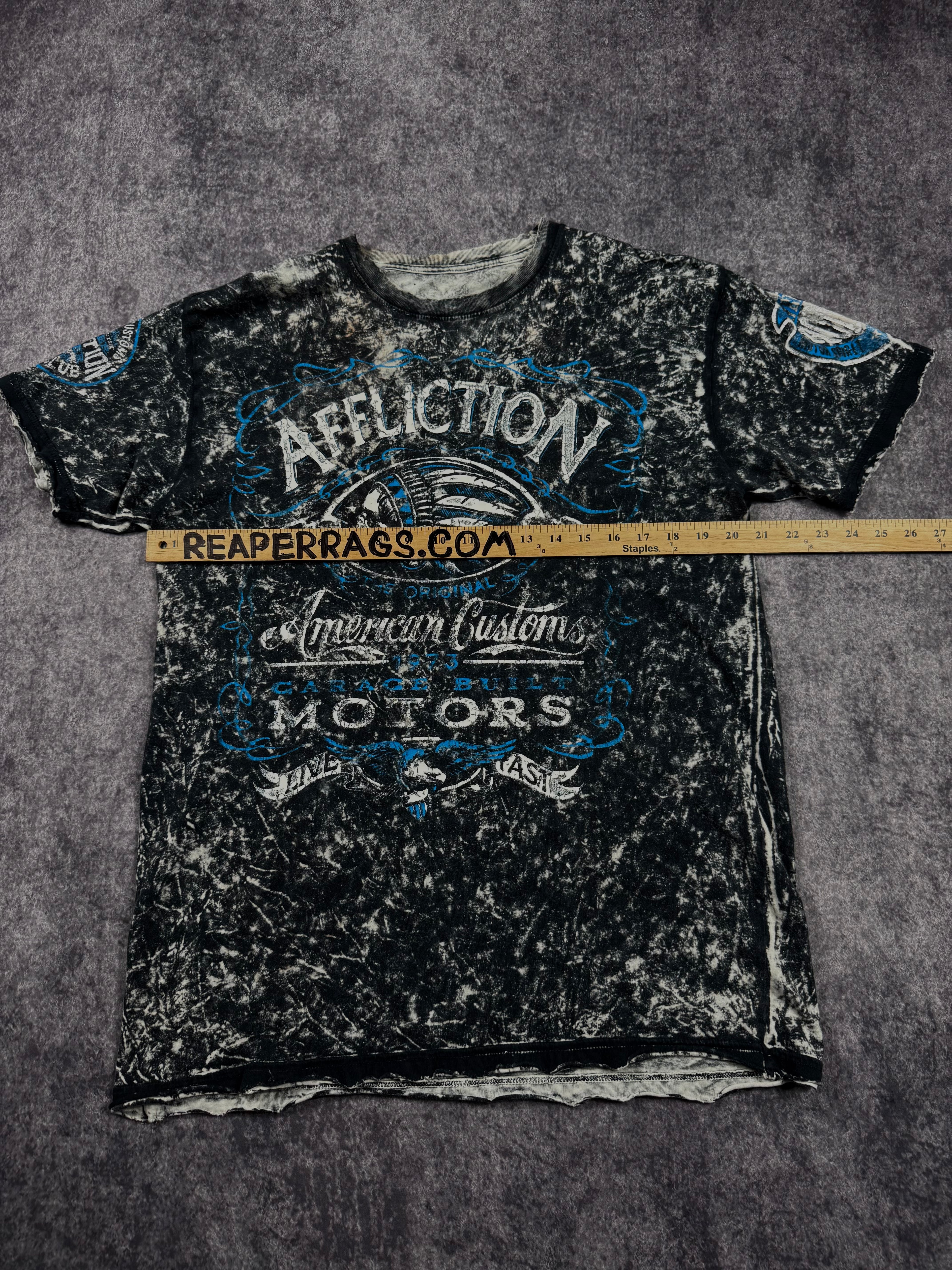 2000s affliction shirt (M)