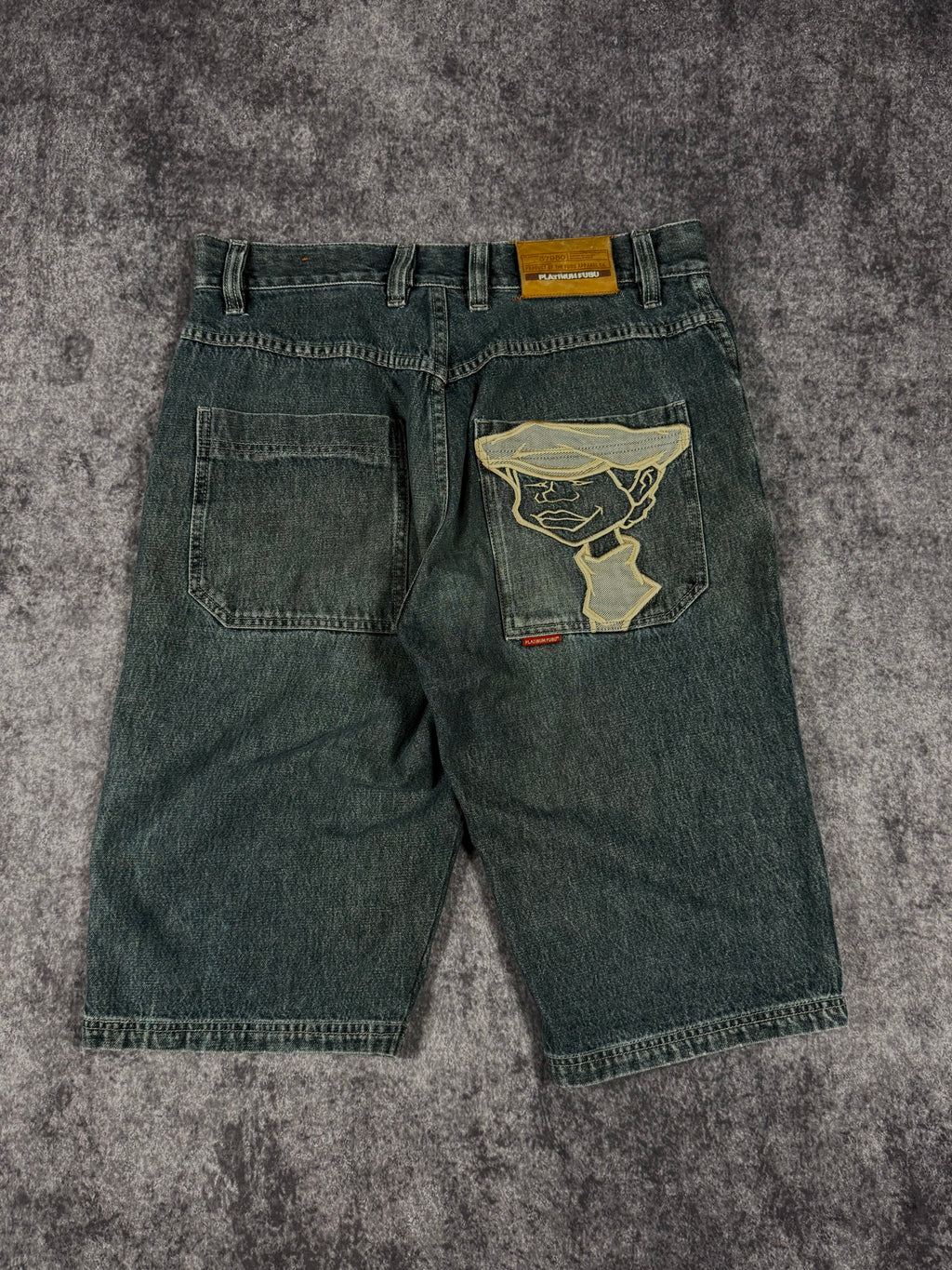 (rare) 2000s platinum fubu jorts (32)