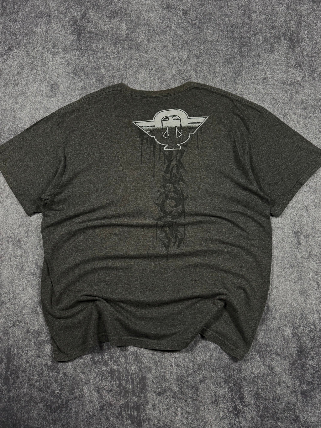 (rare) 2000s tapout shirt (XL)