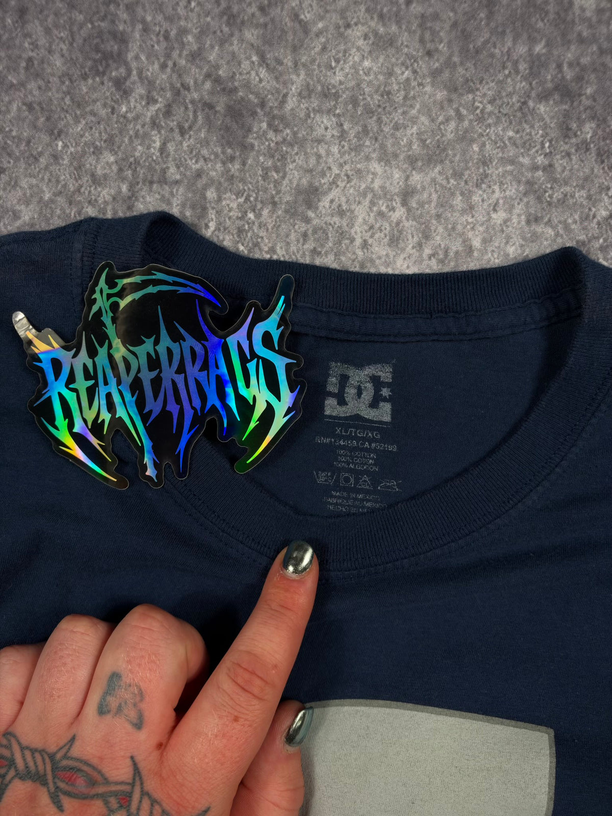 2000s DC SHOES SHIRT (XL)