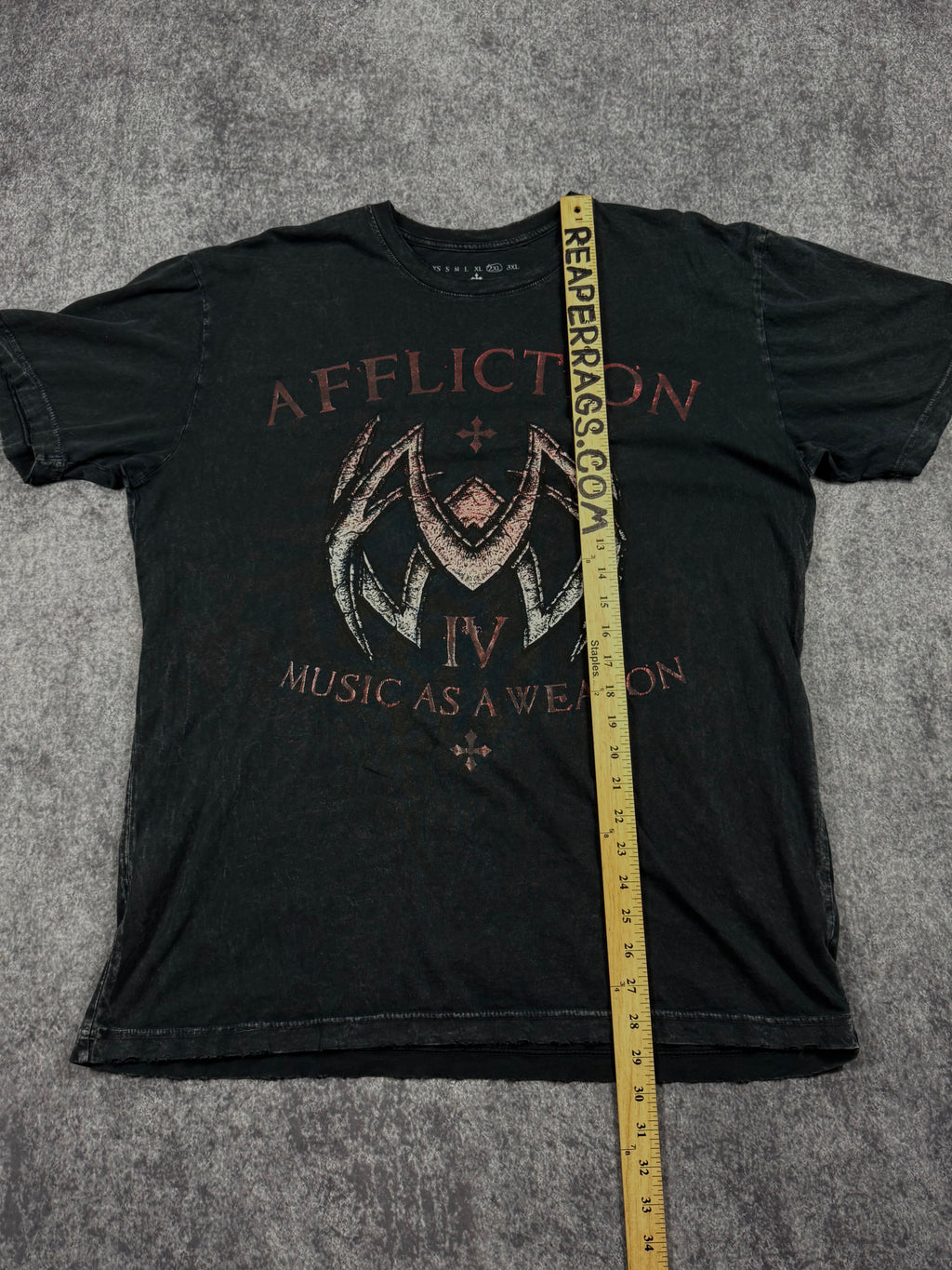 (rare) 2000s affliction chrome shirt (XL)