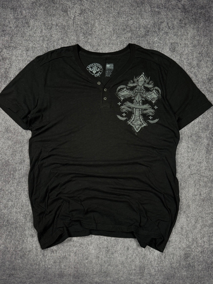 2000s affliction shirt (L)