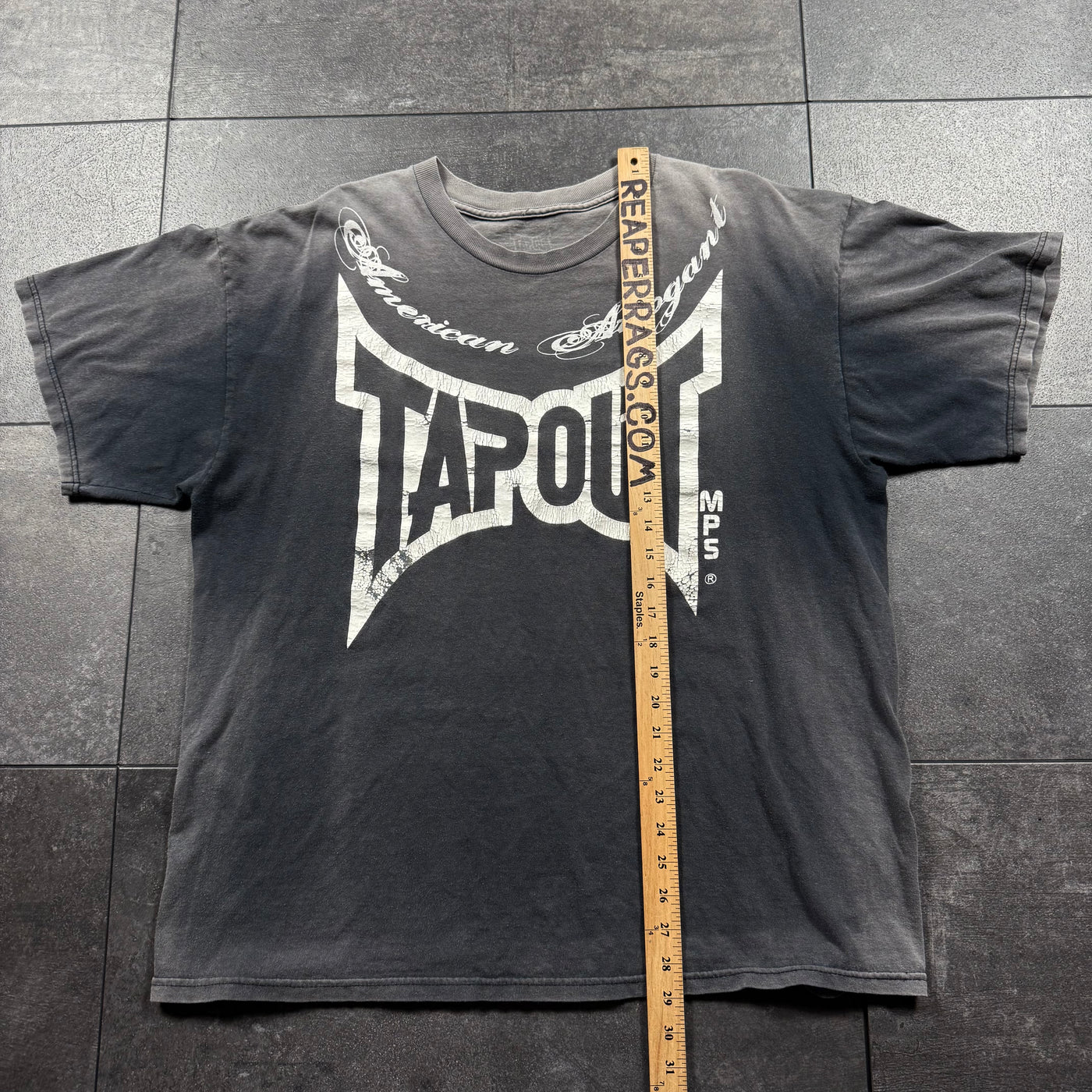 2000s Tapout Shirt (XL)