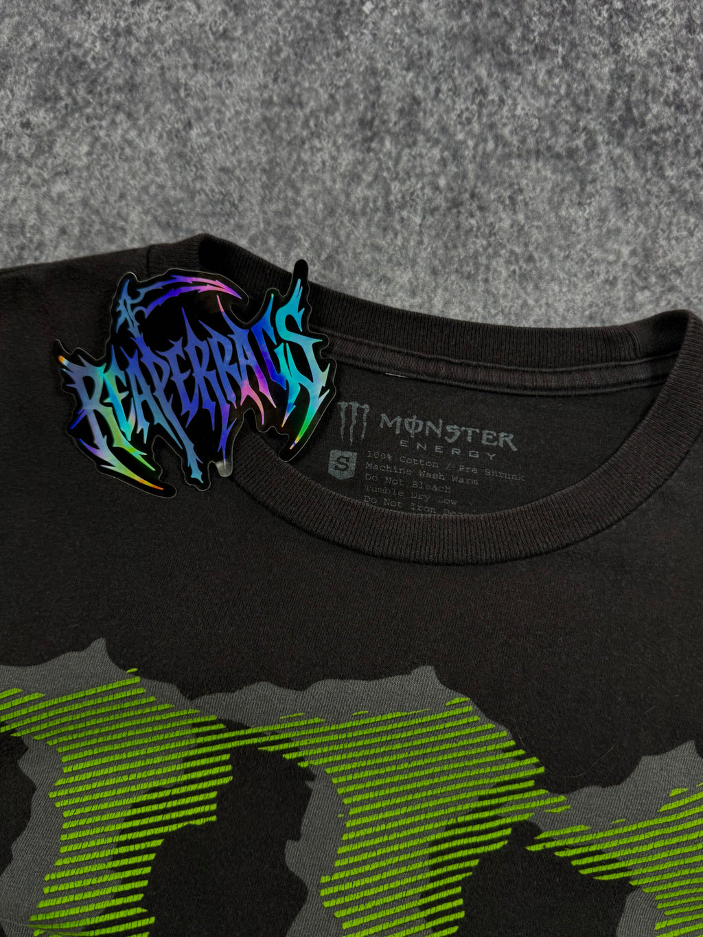 (rare) 2000s monster energy shirt (S)